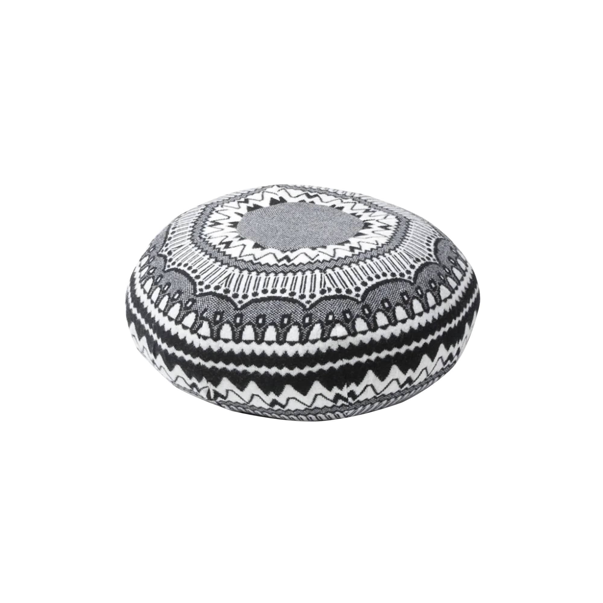 Ernest Pouf: Zig Zag + Black