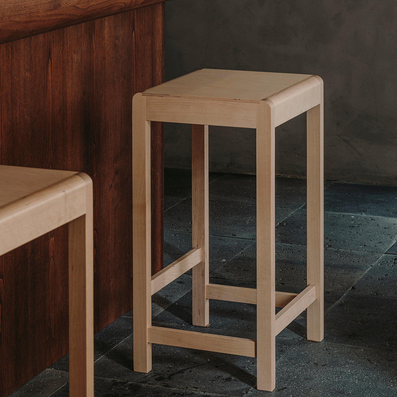 01 Bar + Counter Stool: LS