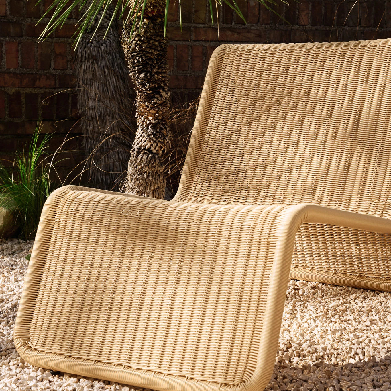 P3S Chaise Lounge: Outdoor