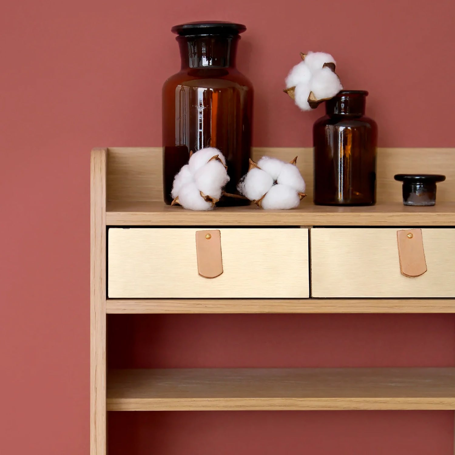 Suzon Wall Storage