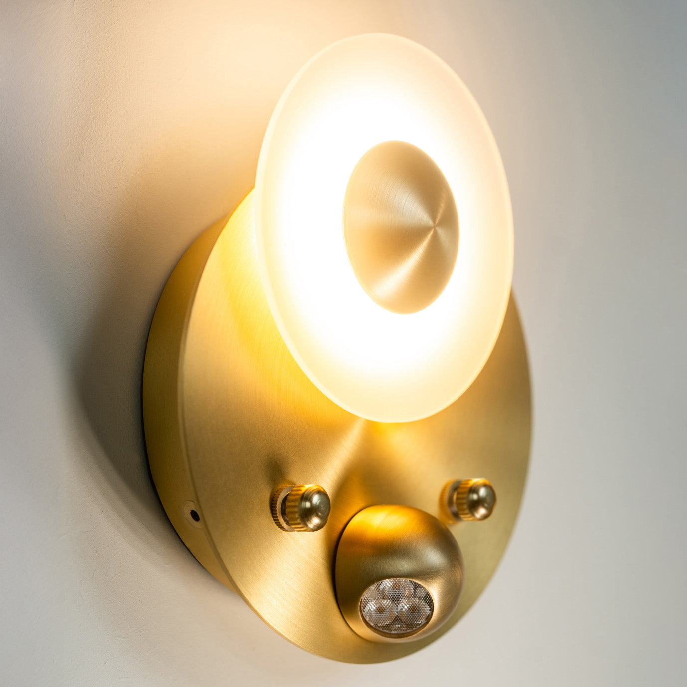Naboo Wall Light: Base Mount - Diffuser + Spot