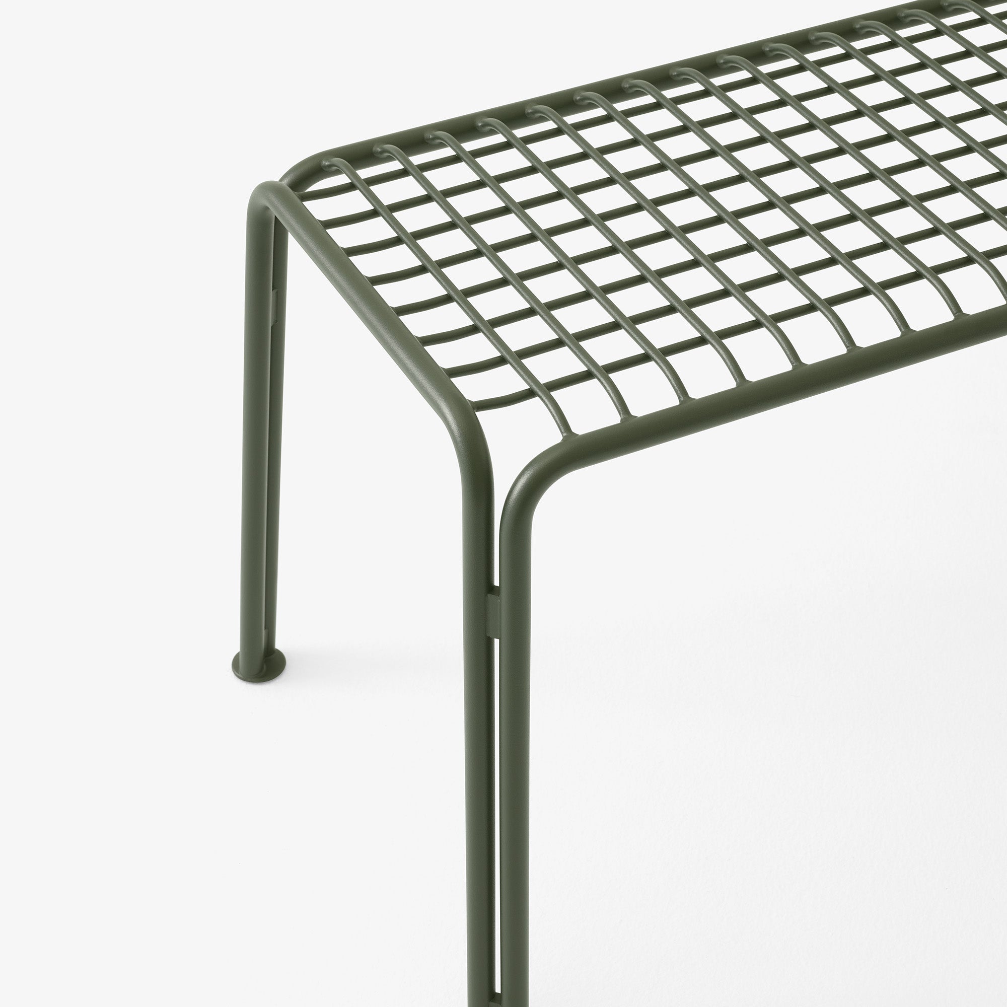 Thorvald SC112 Outdoor Bench