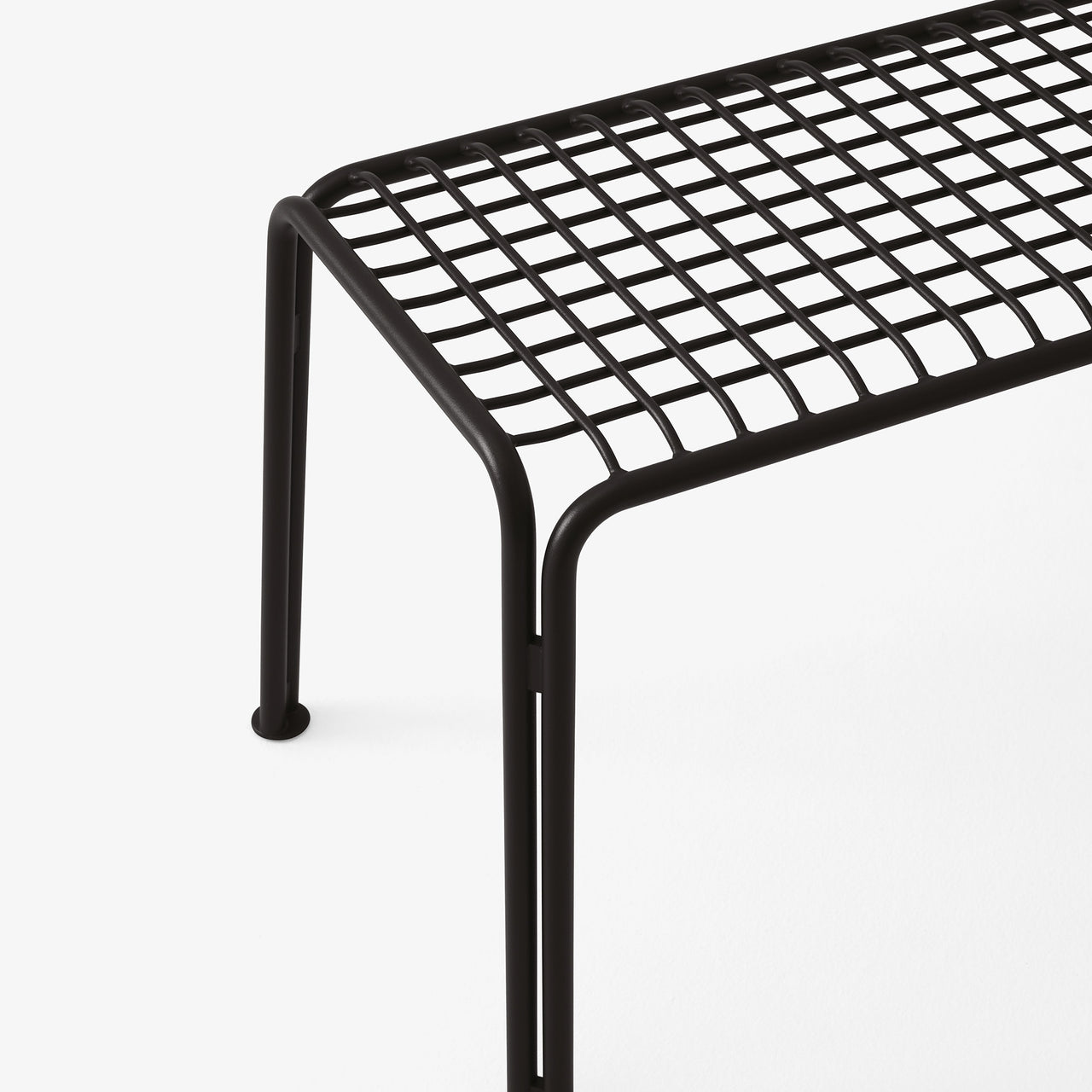 Thorvald SC112 Outdoor Bench