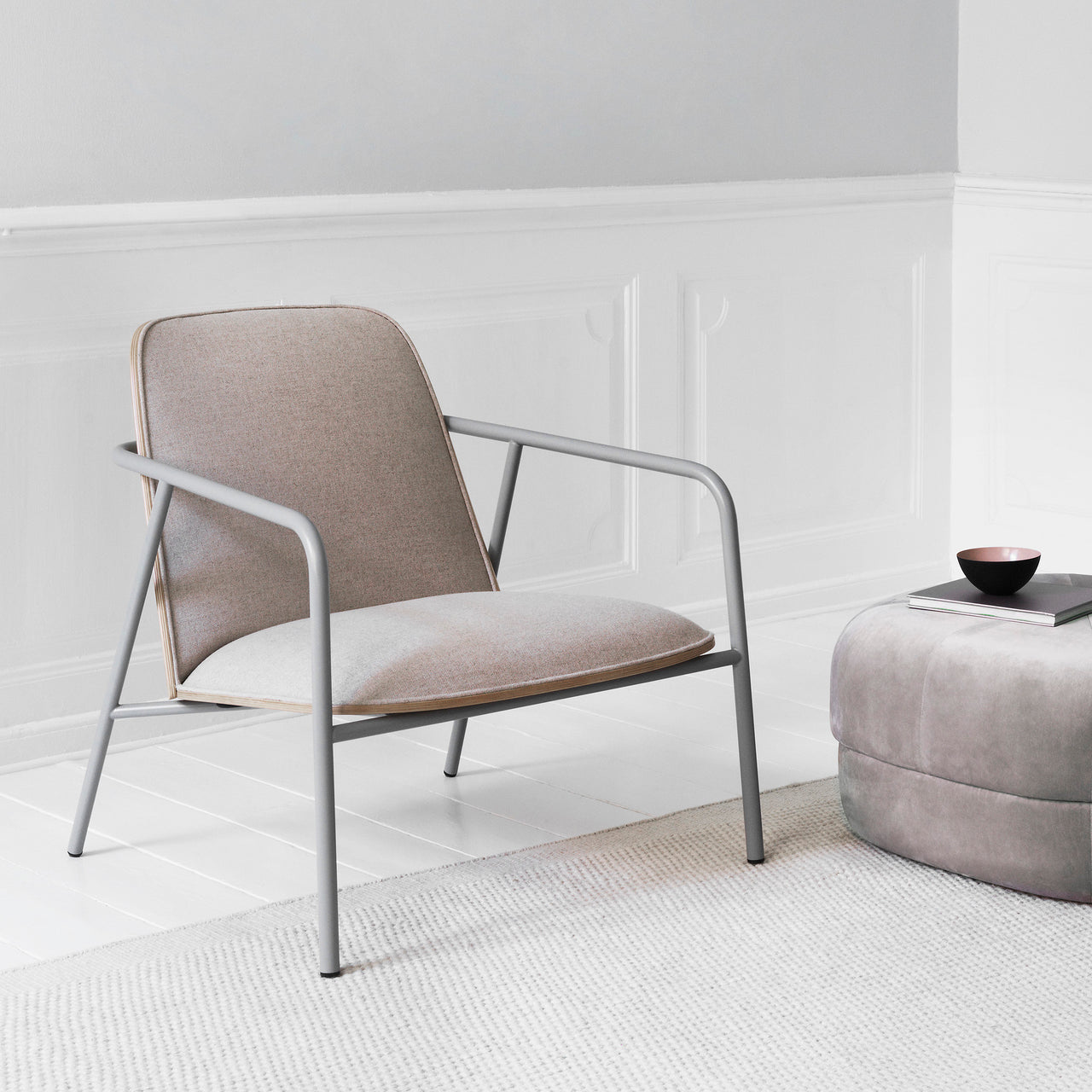 Pad Lounge Chair: Low