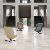Hyg Lounge Chair High: Swivel Base