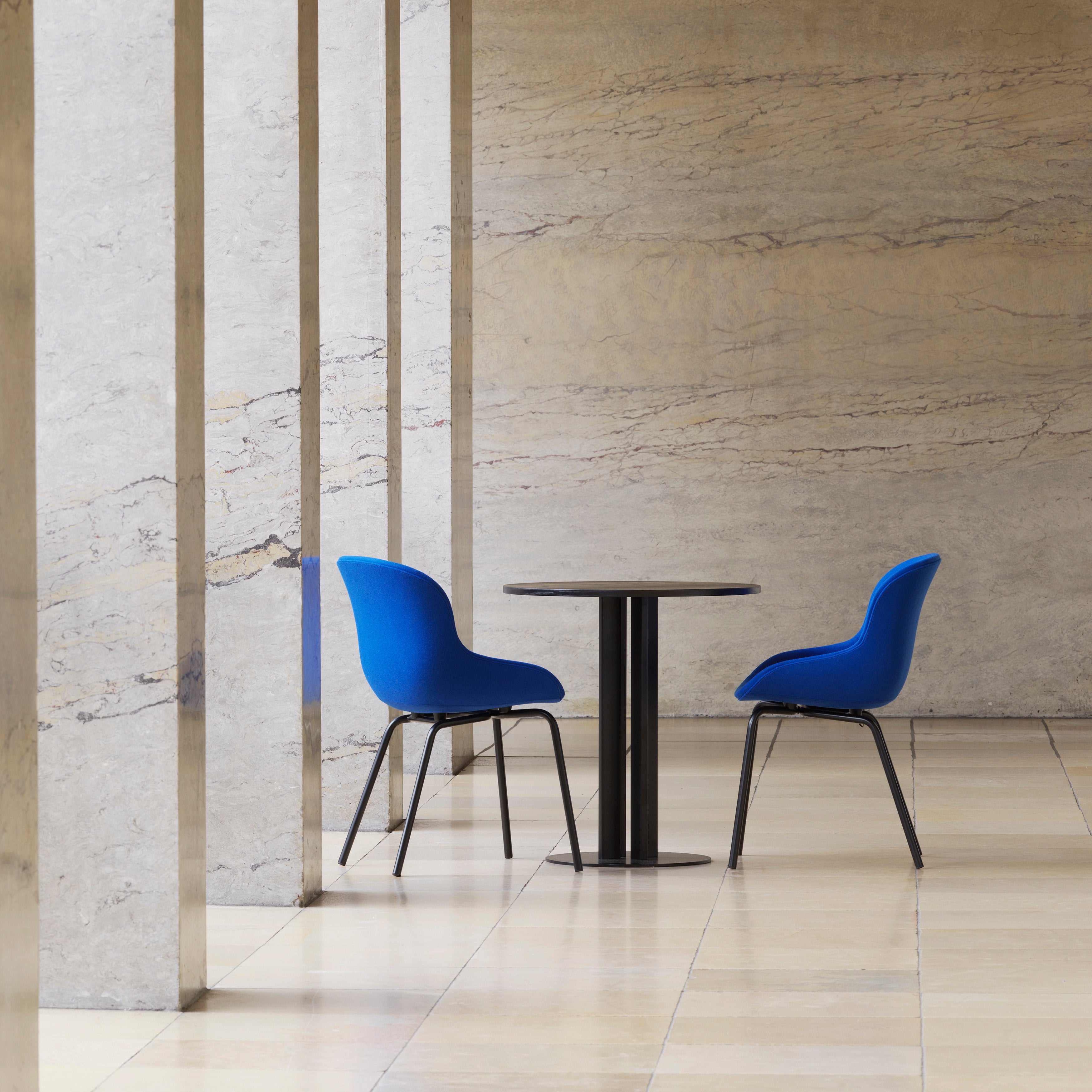 Hyg Chair: Steel Base + Full Upholstered