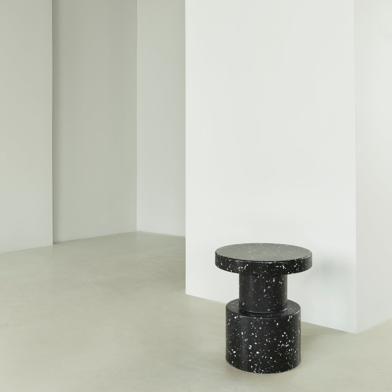 Bit Stool: Column