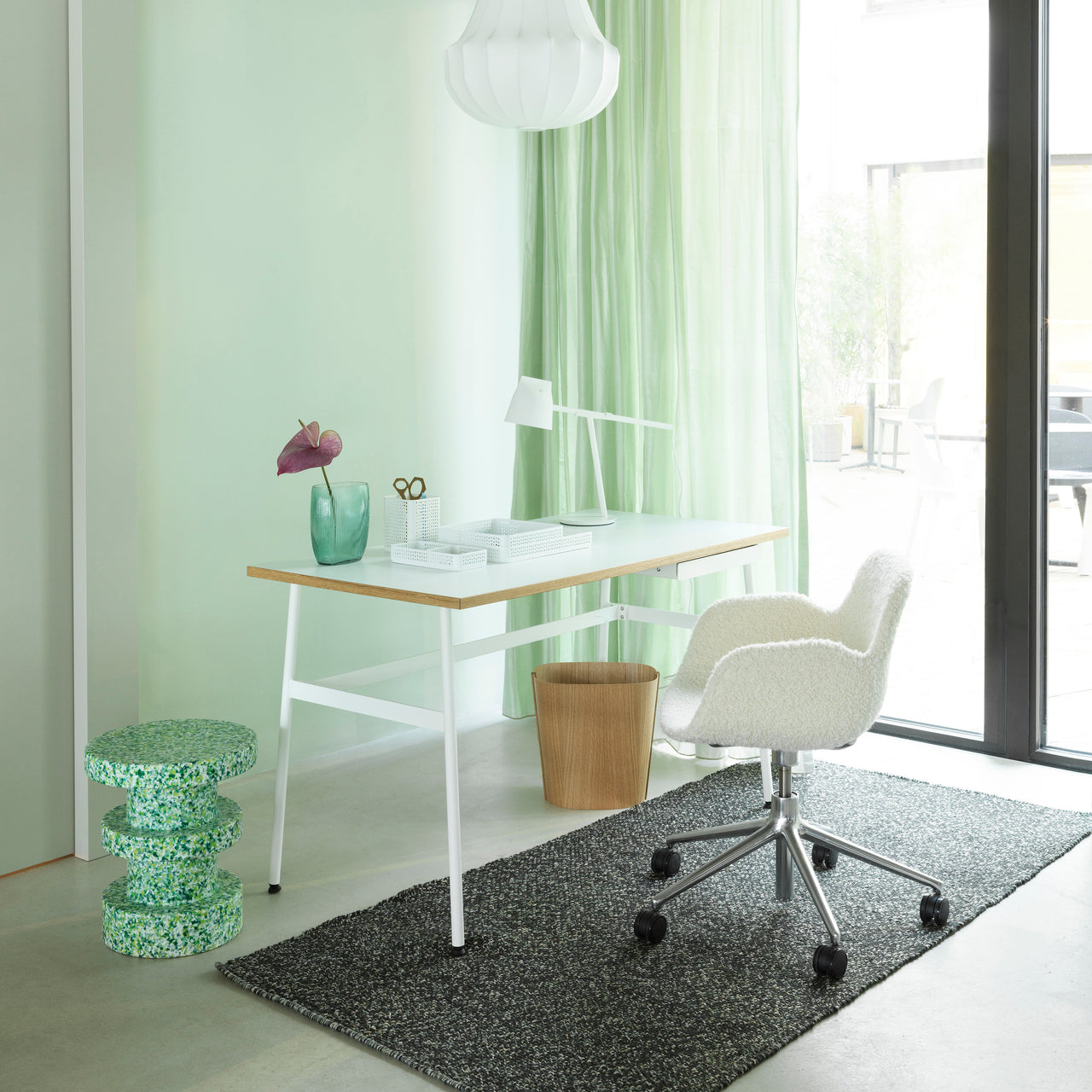 Momento Table Lamp