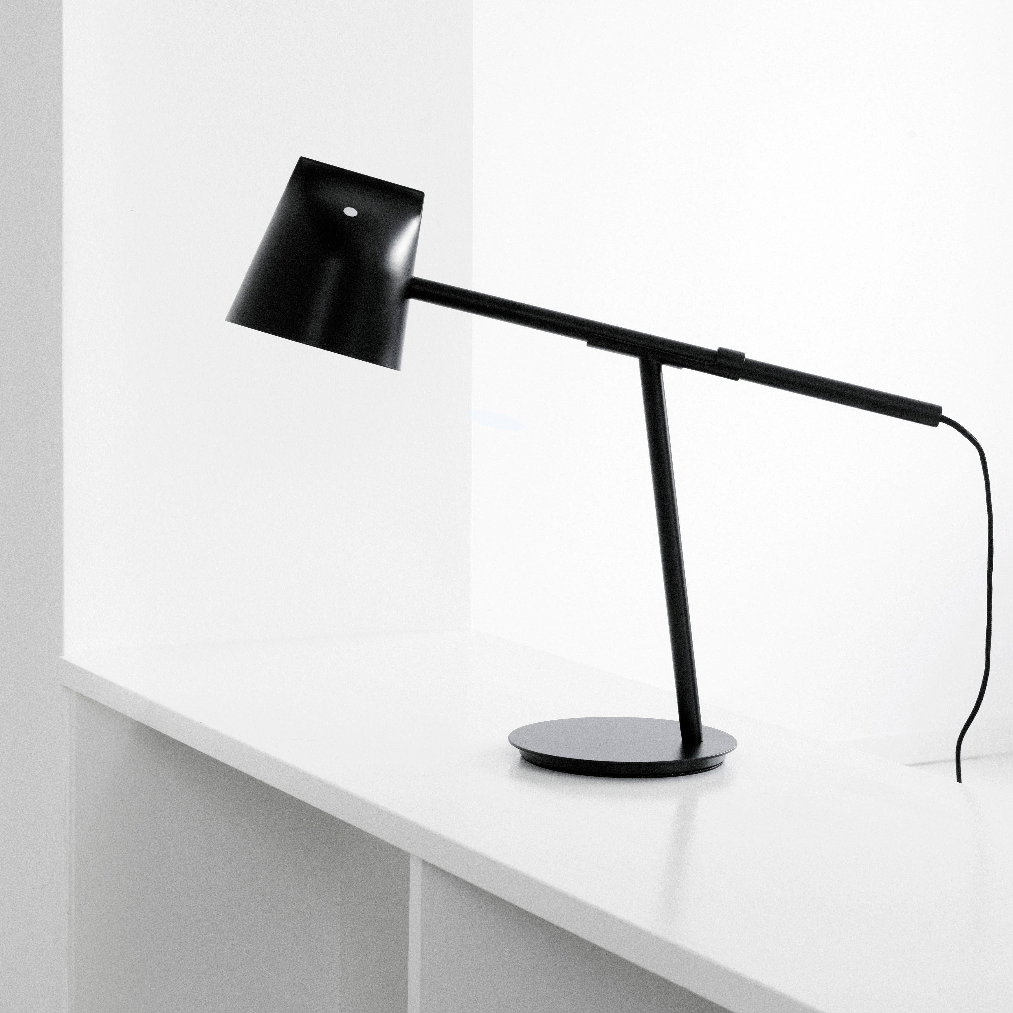 Momento Table Lamp