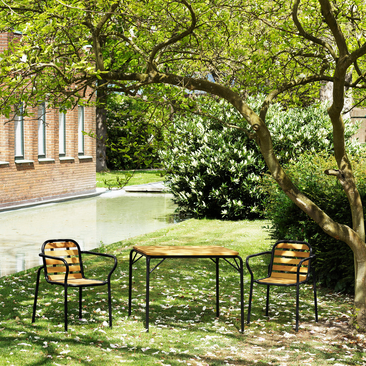Vig Stacking Armchair