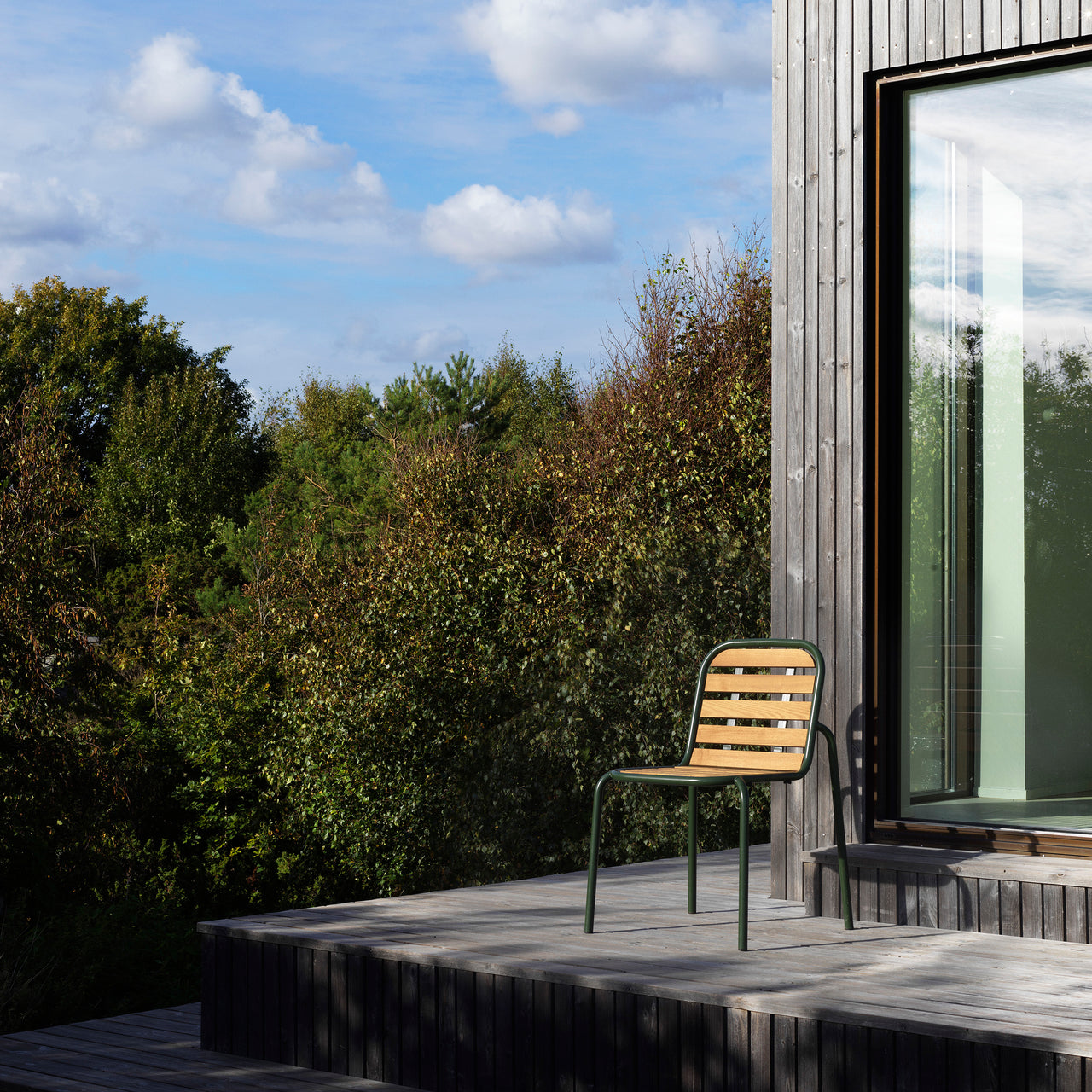 Vig Stacking Chair