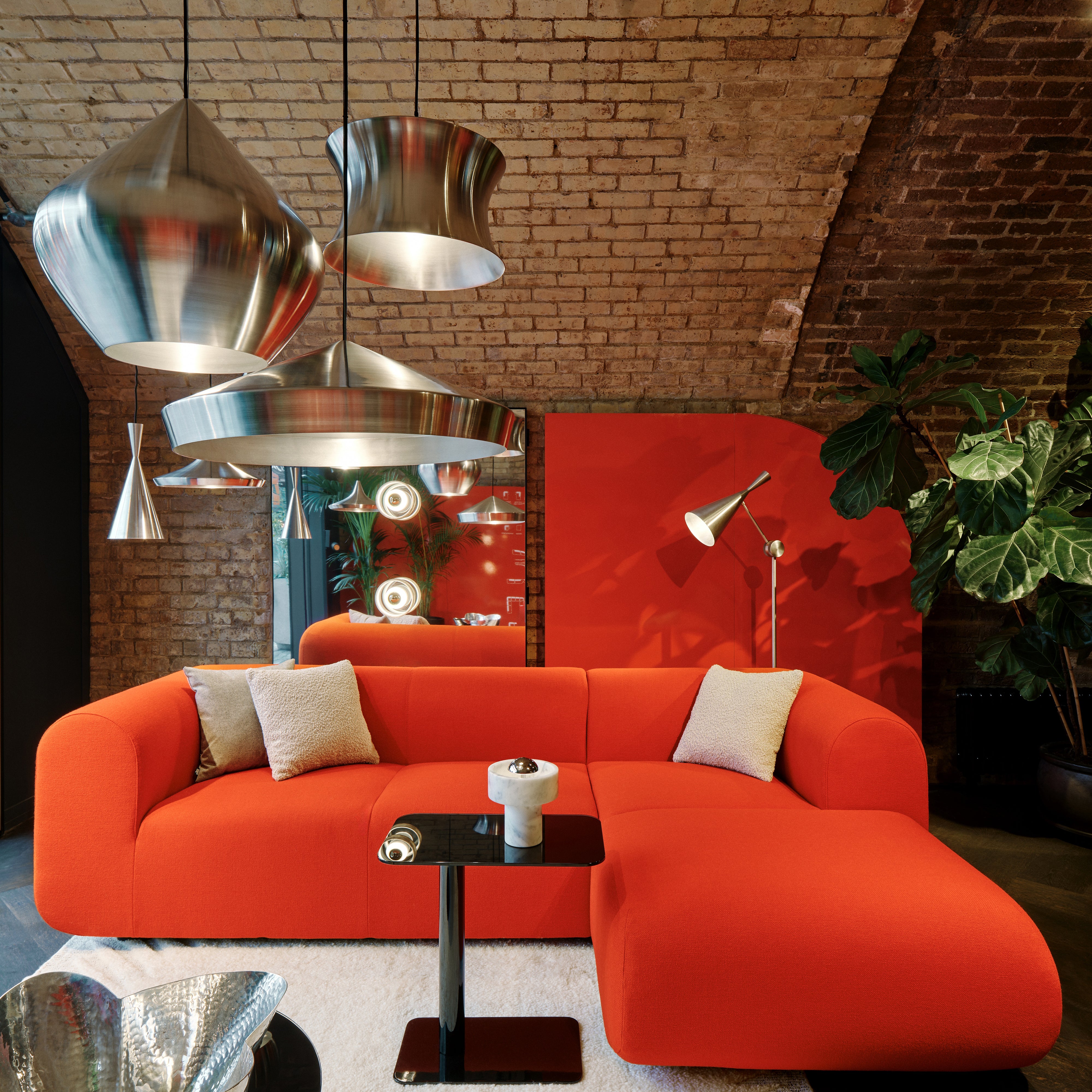 Unbeaten Trio Linear System Pendant