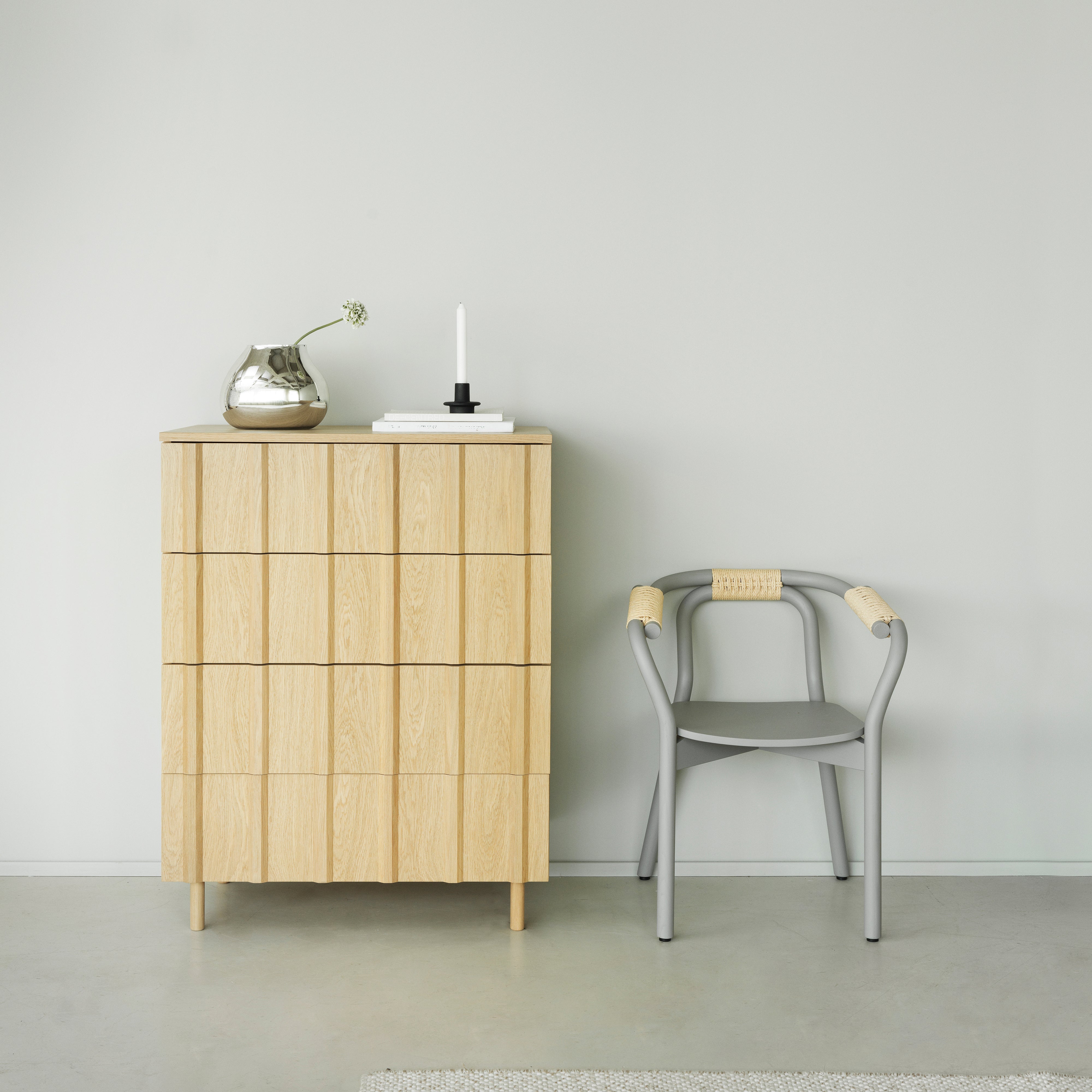 Rib Dresser with Drawers