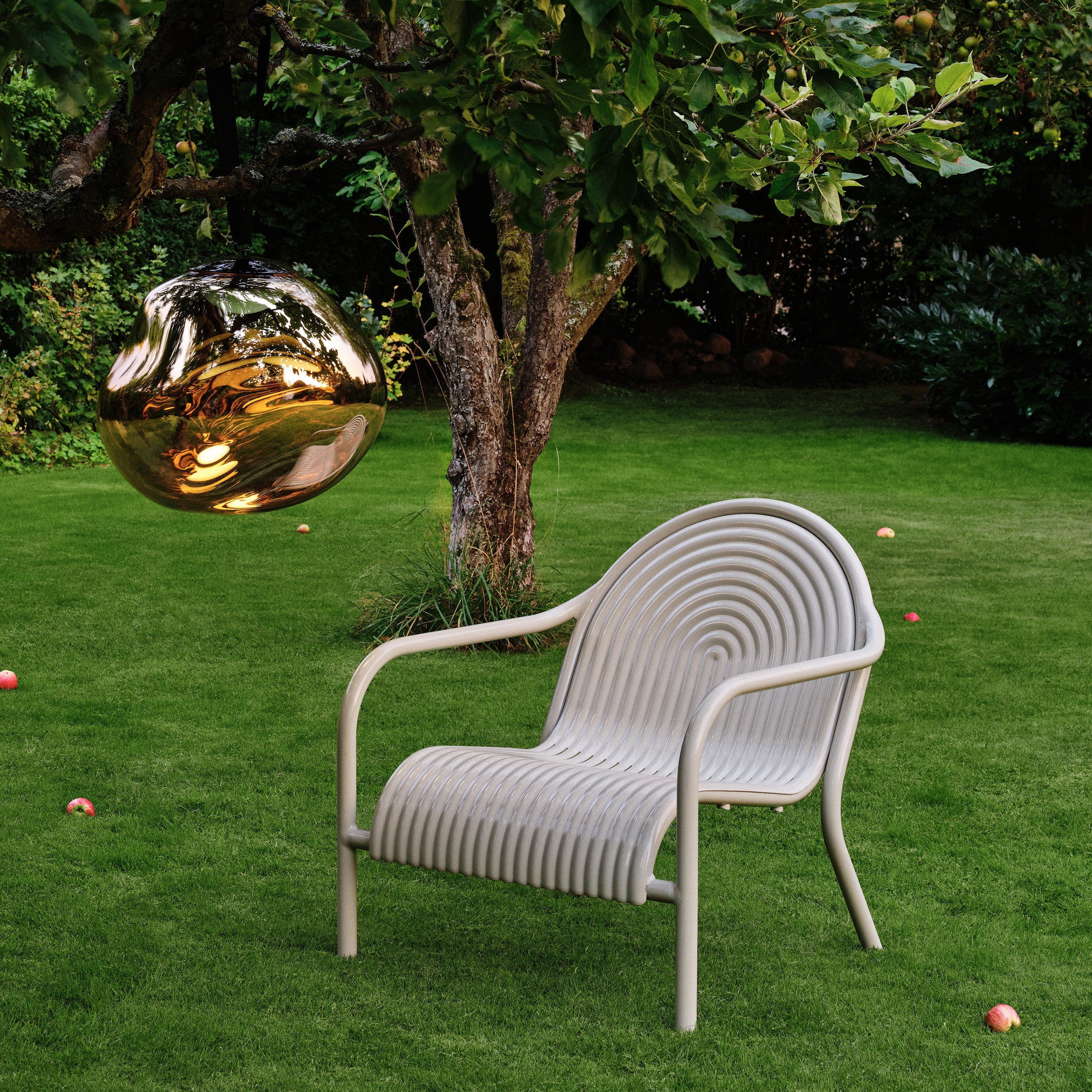 Groove Lounge Chair