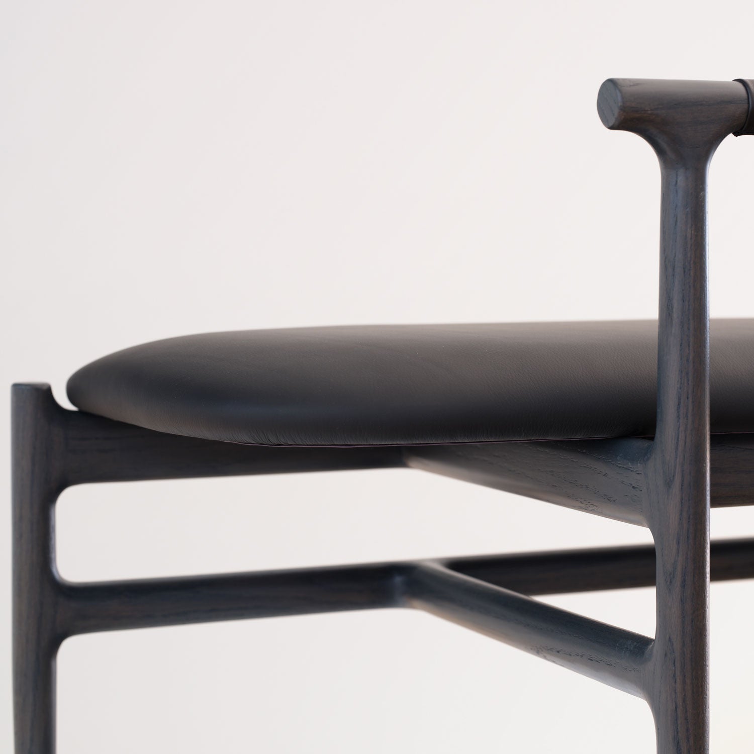 Charlie Bench