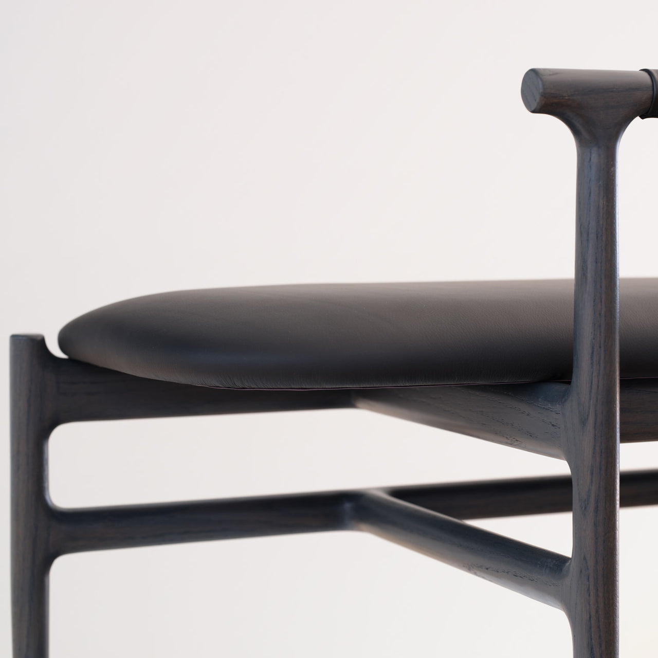 Charlie Bench