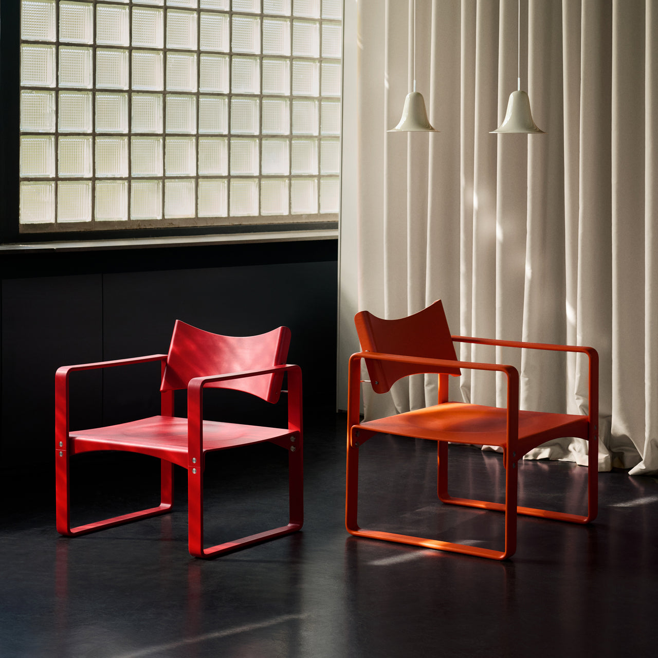 Series 270 F Armchair: Quick Ship