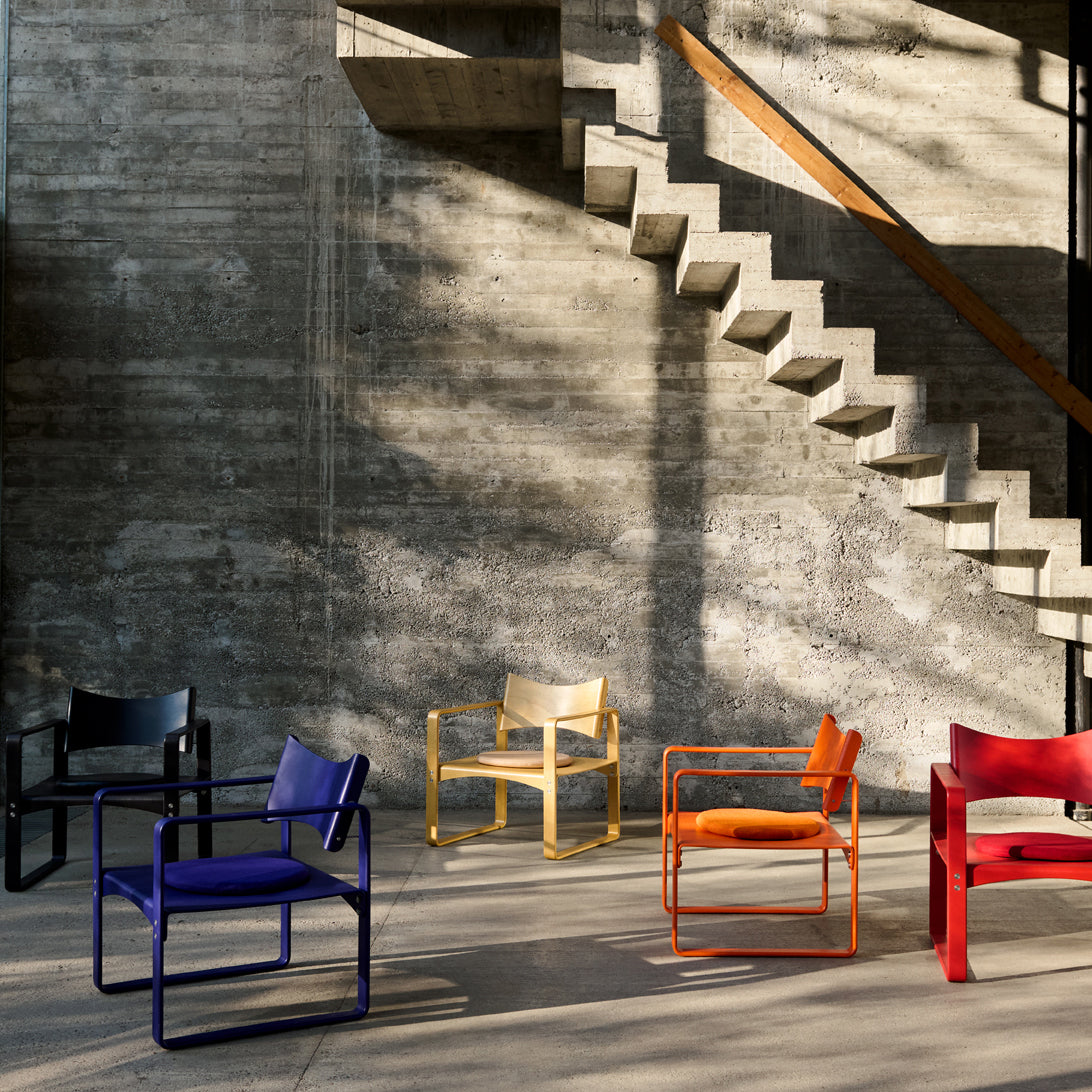 Series 270 F Armchair: Upholstery + Quick Ship