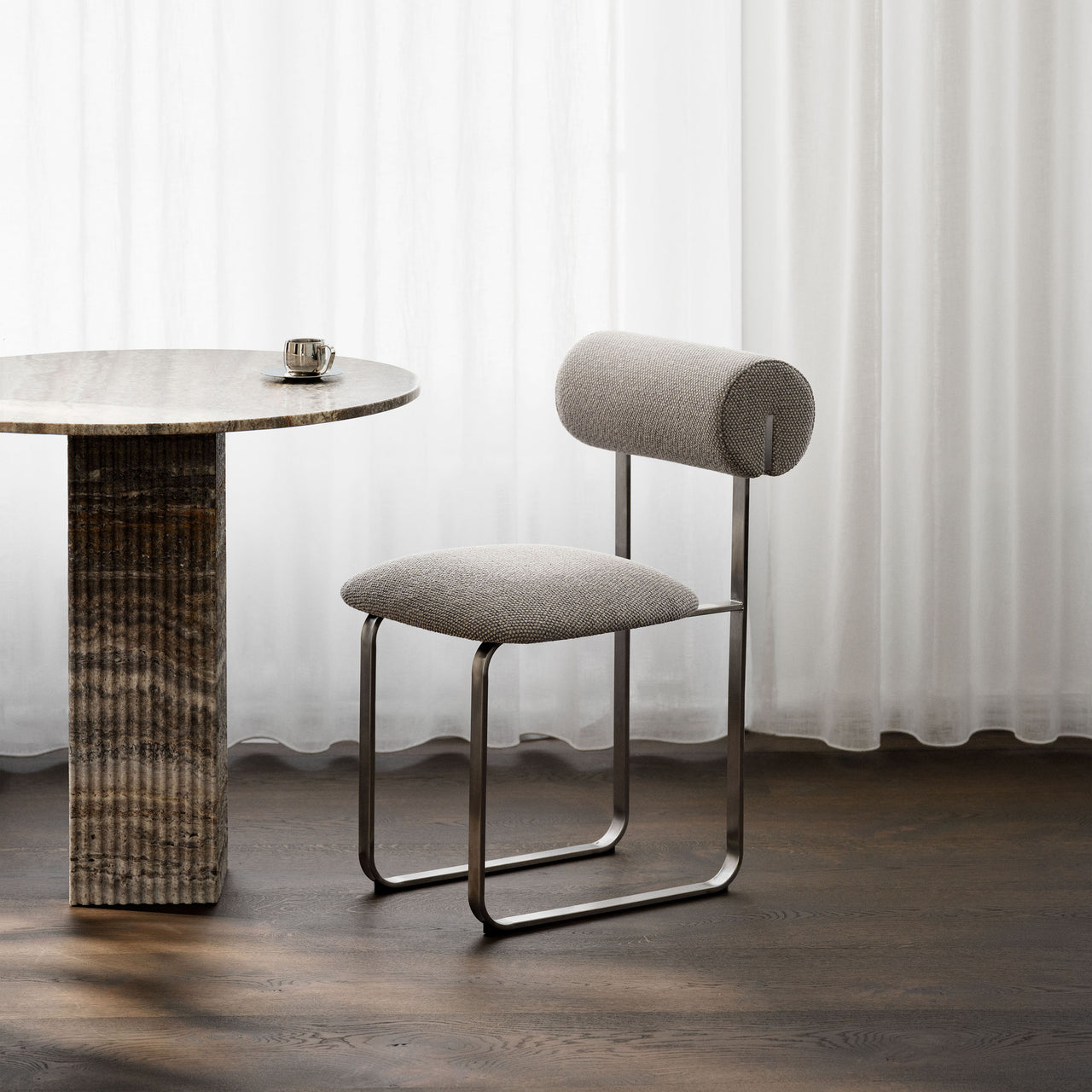 Hippo Chair Steel: Fully Upholstered