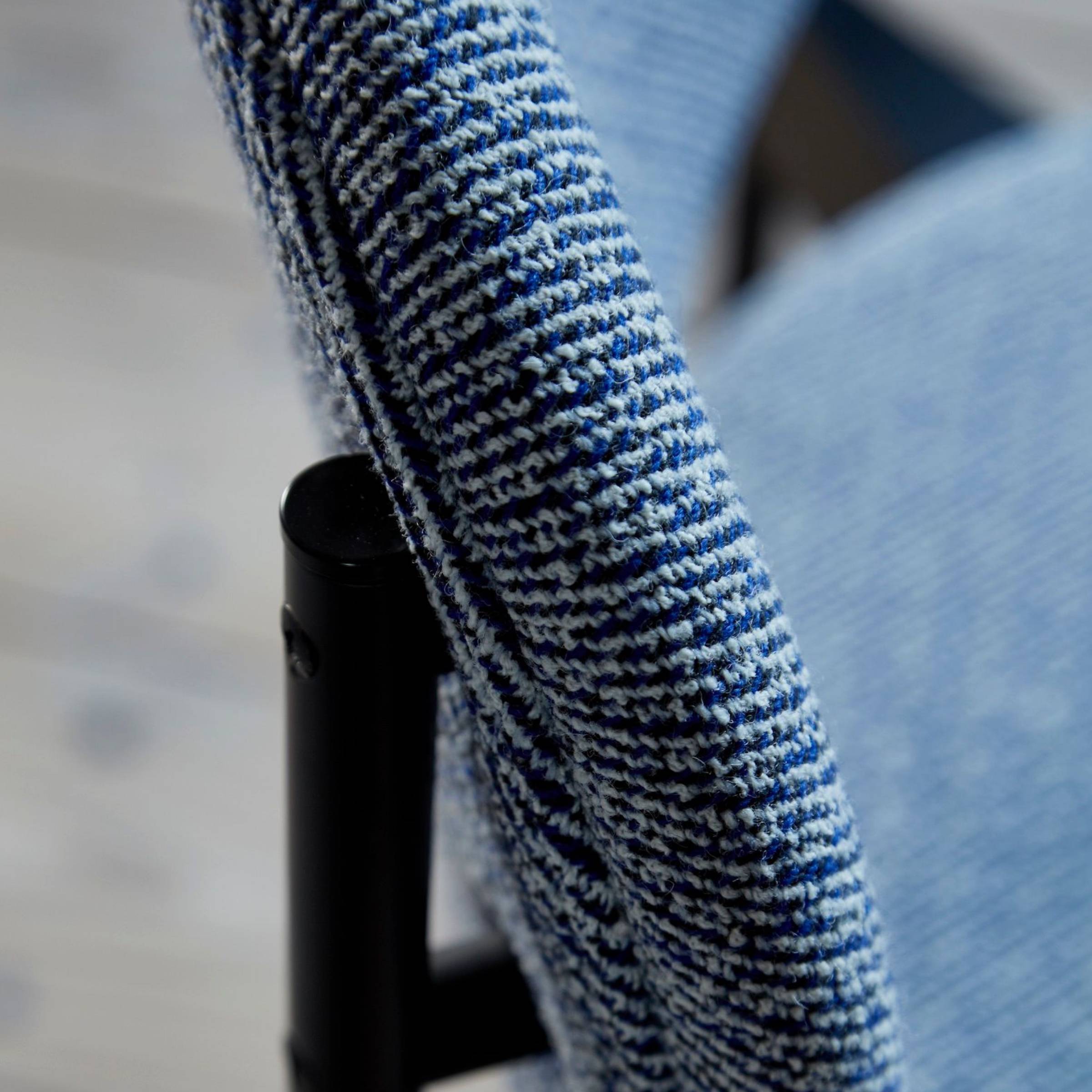 Series 430 Chair: Stacking