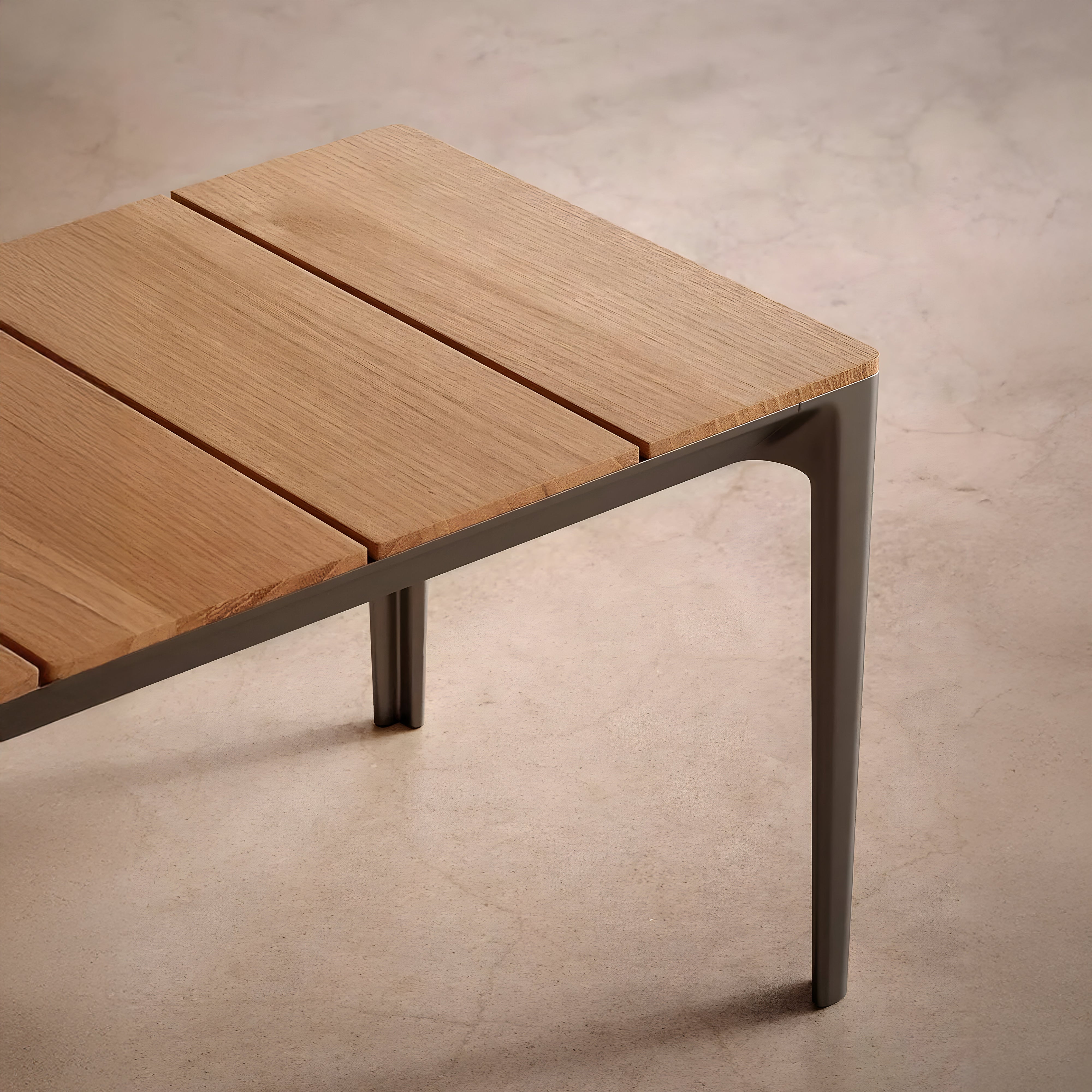 Able Bench: Outdoor