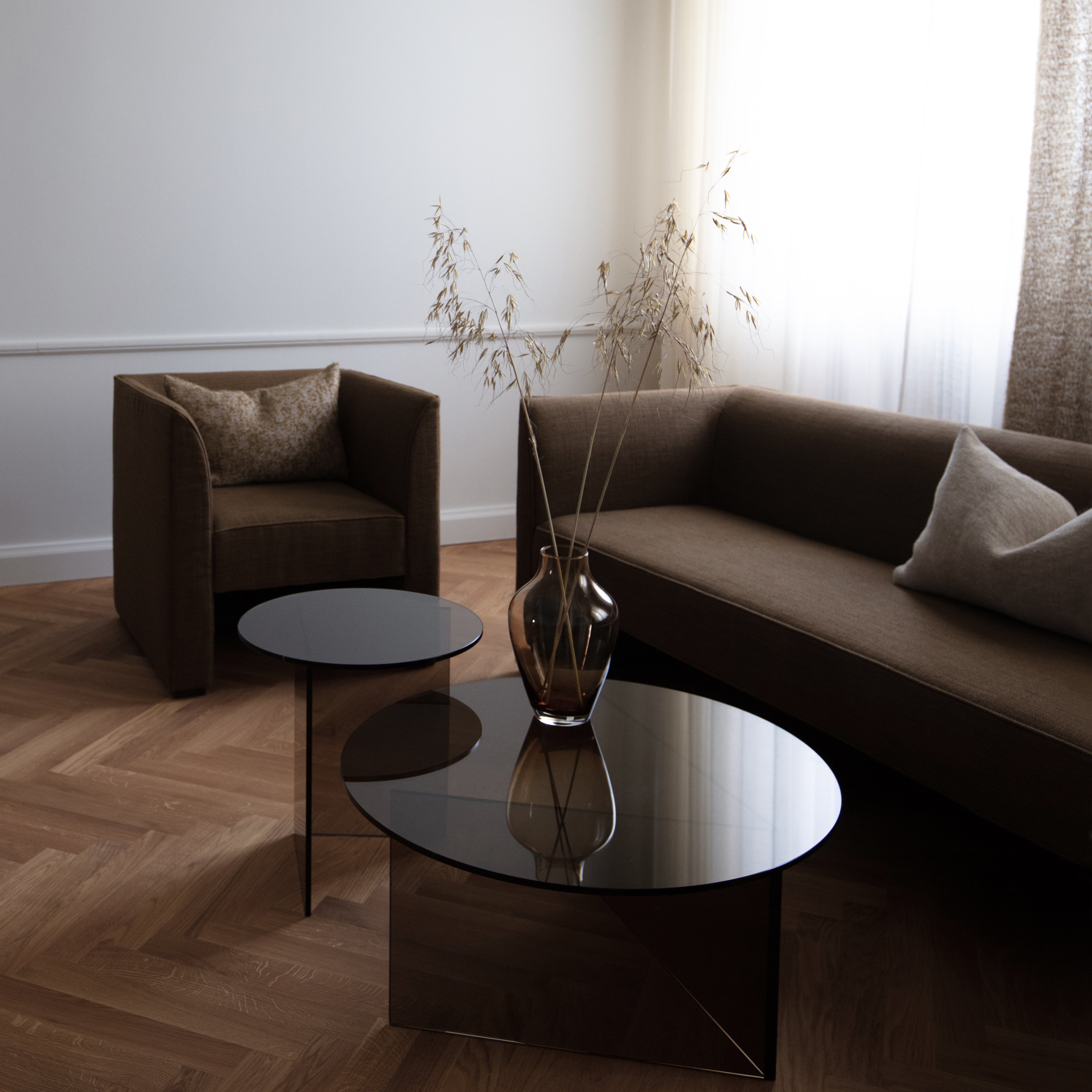 Femme 3 Seater Sofa: Shallow