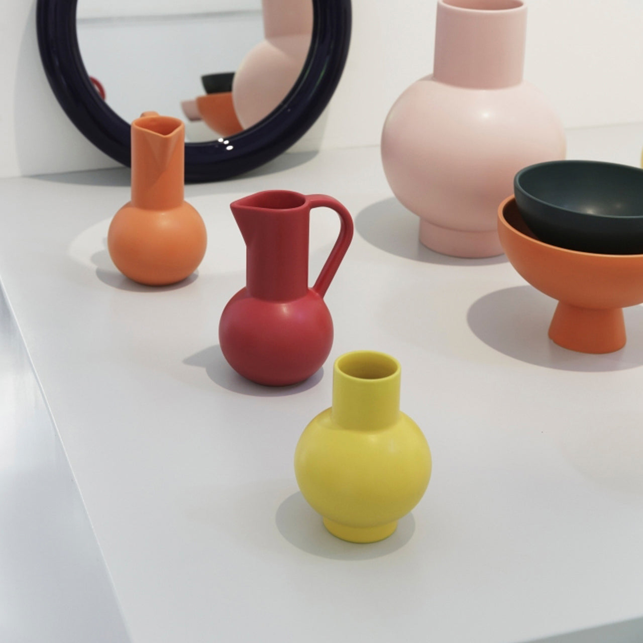 Strom Vase: Large - 9.4