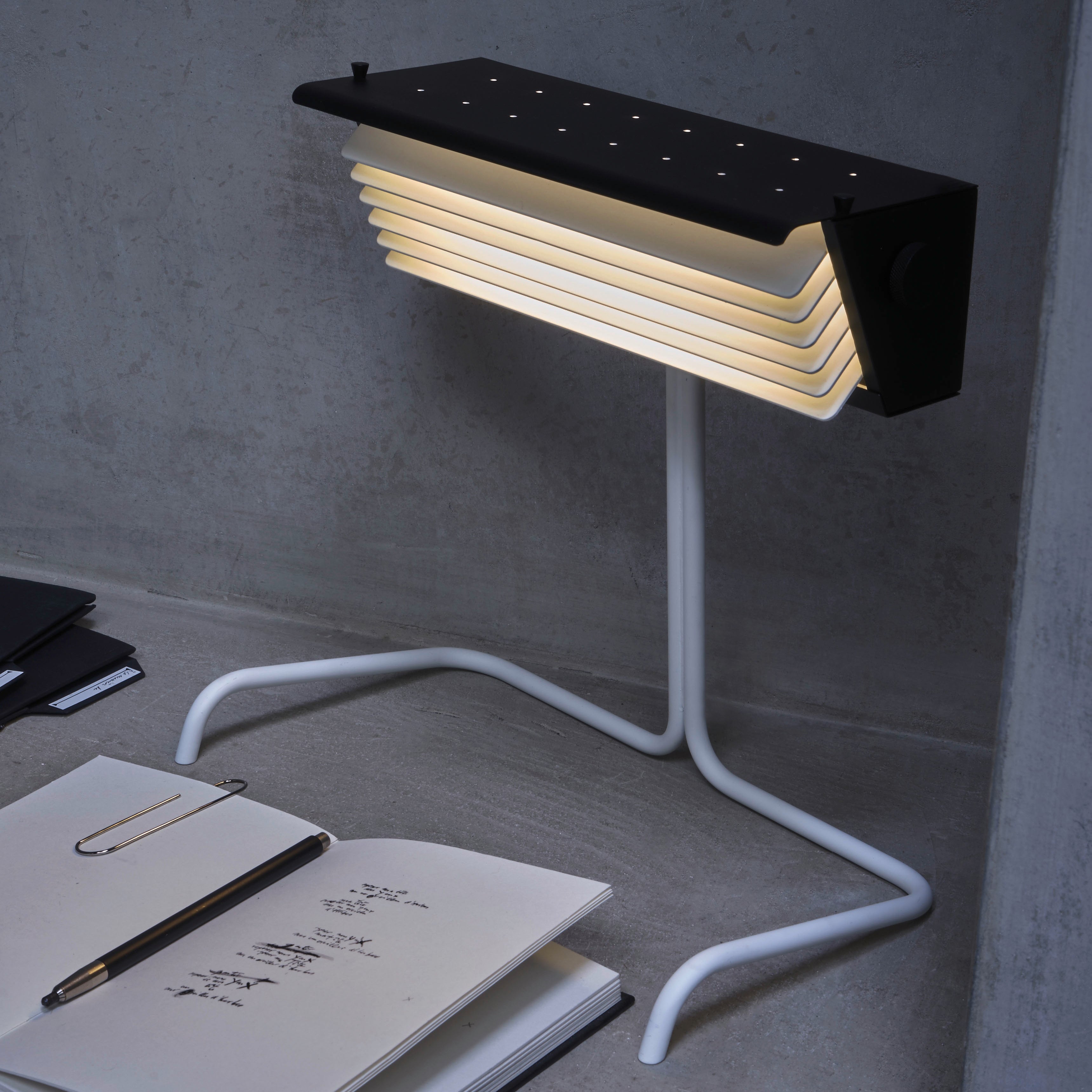 Biny Table Lamp