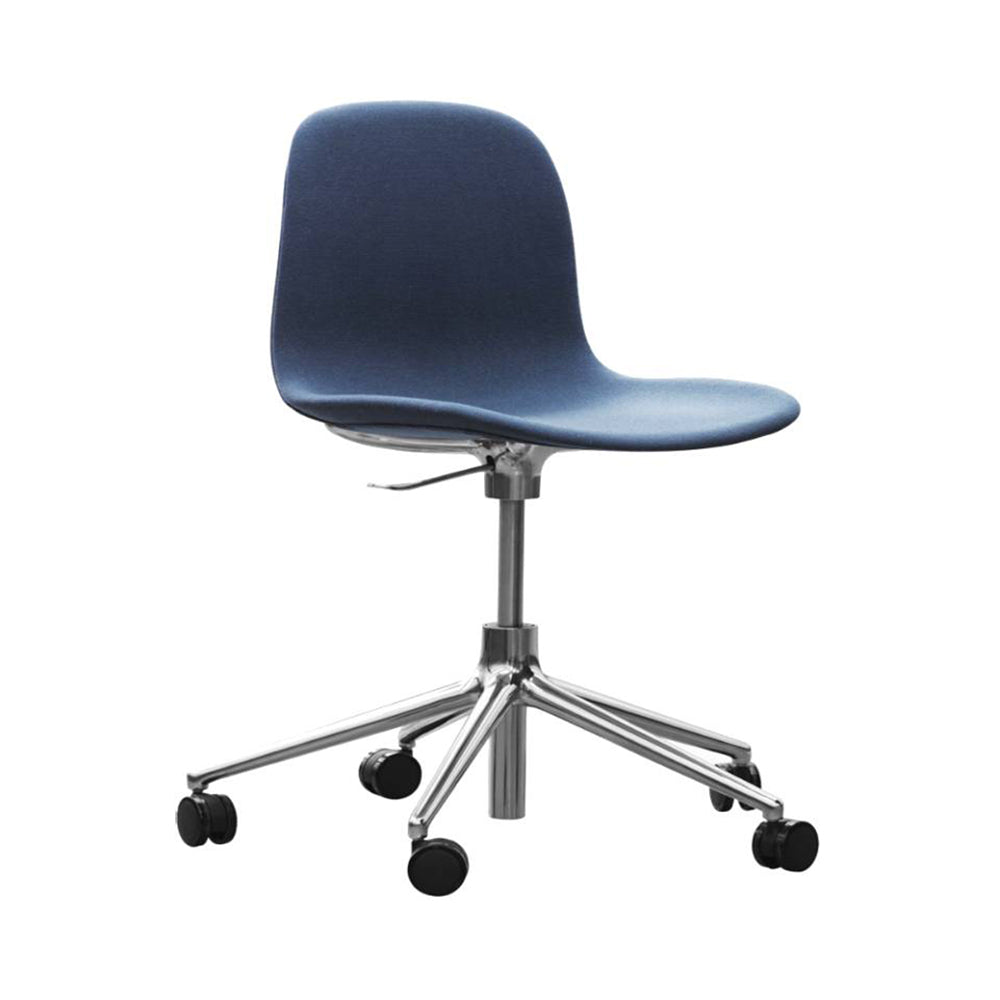 Form Chair: Swivel 5W Gaslift Upholstered