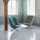 Hyg Lounge Chair High: Swivel Base