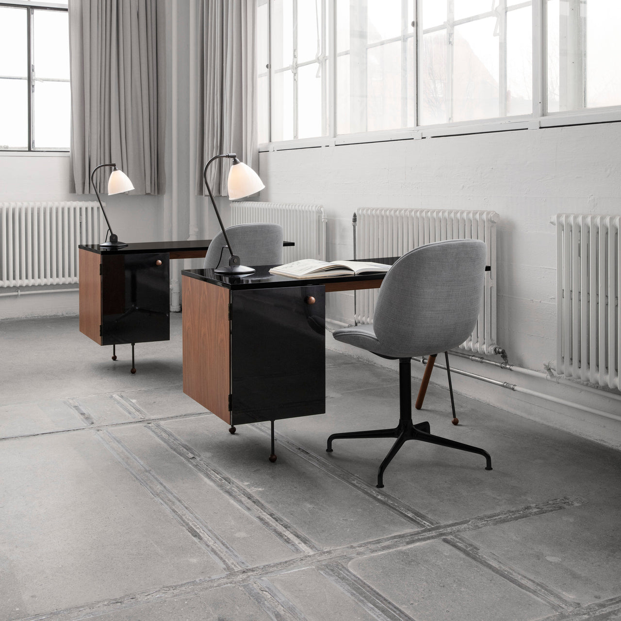 62 Desk: LS