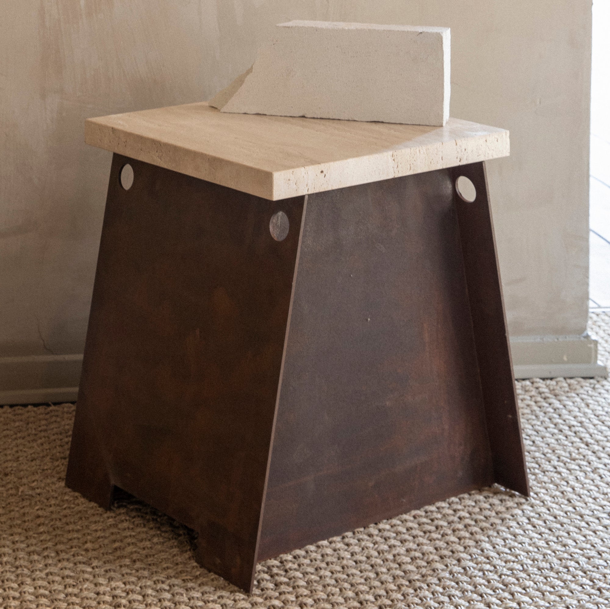 64 Plinth