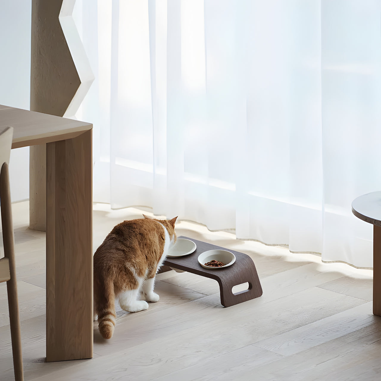 Cat Table