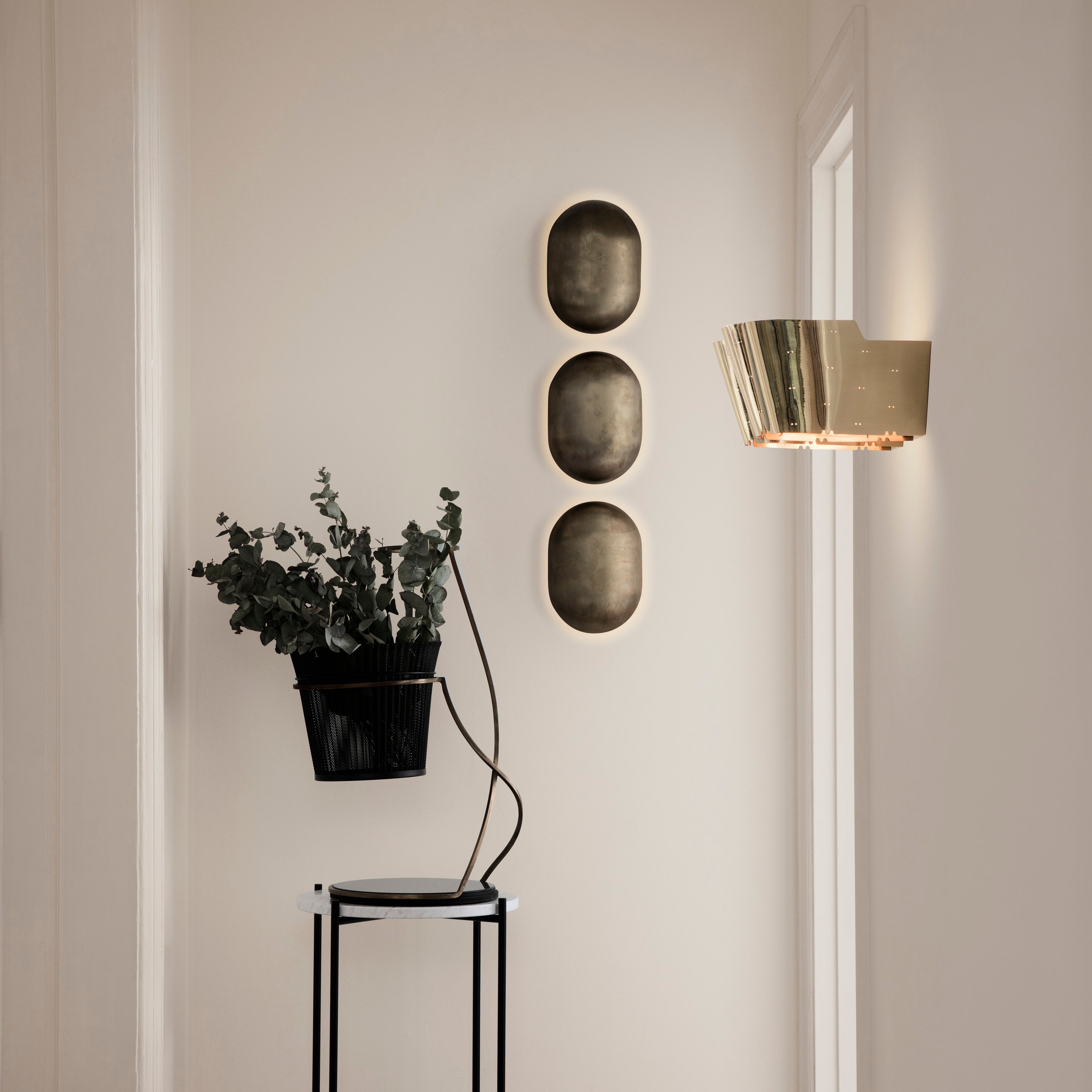 9464 Wall Lamp: LS