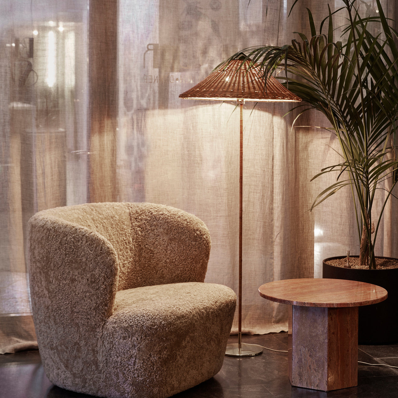9602 Floor Lamp: LS