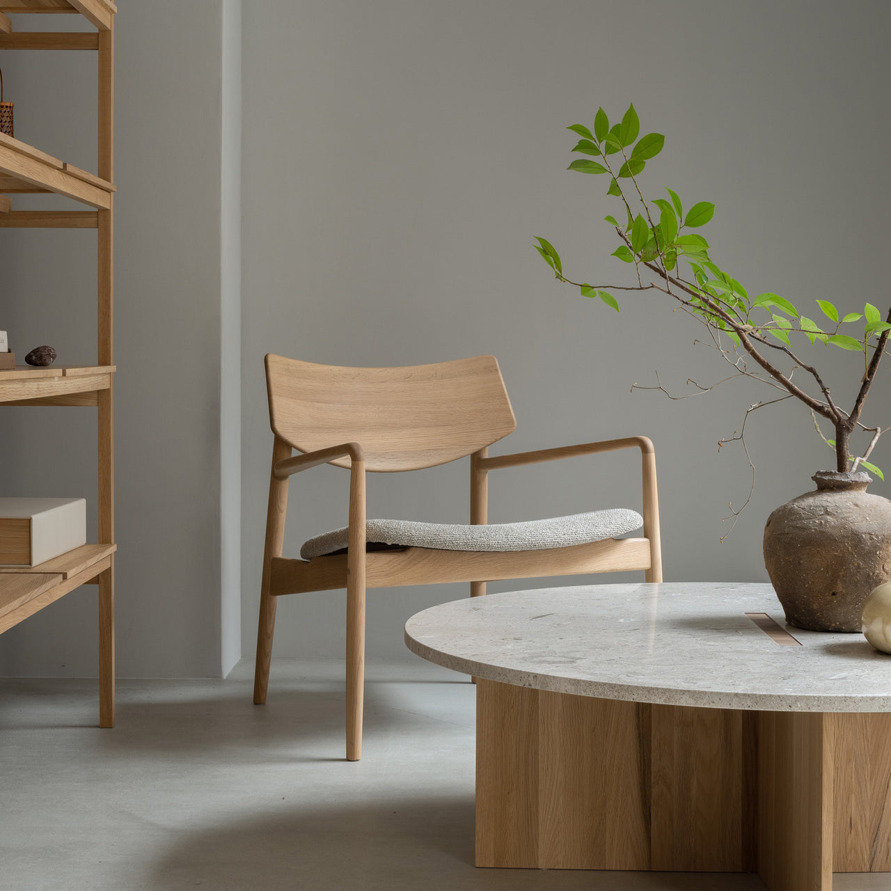 A-LC01 Lounge Chair: LS