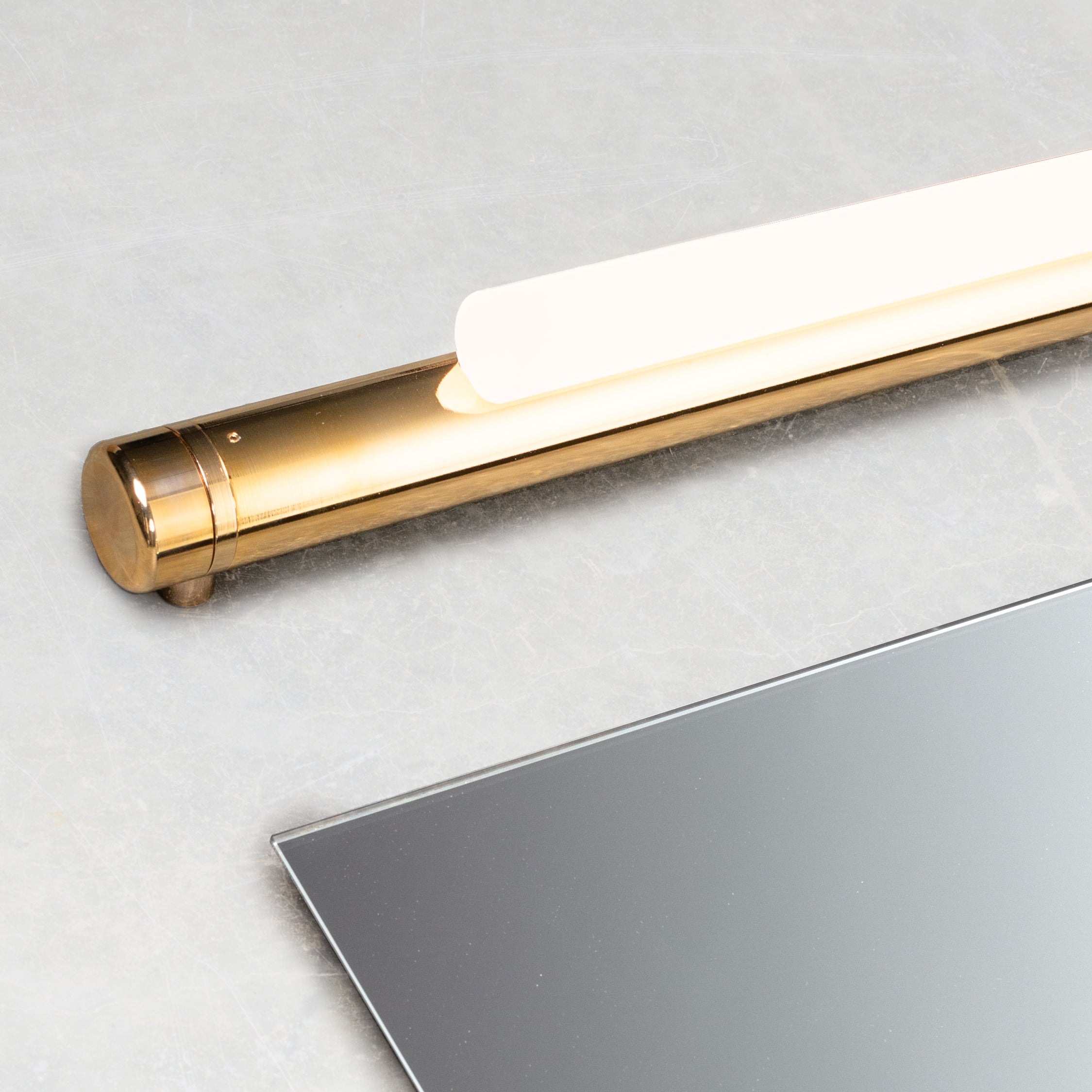 Pipeline CM2 Ceiling/Wall Light