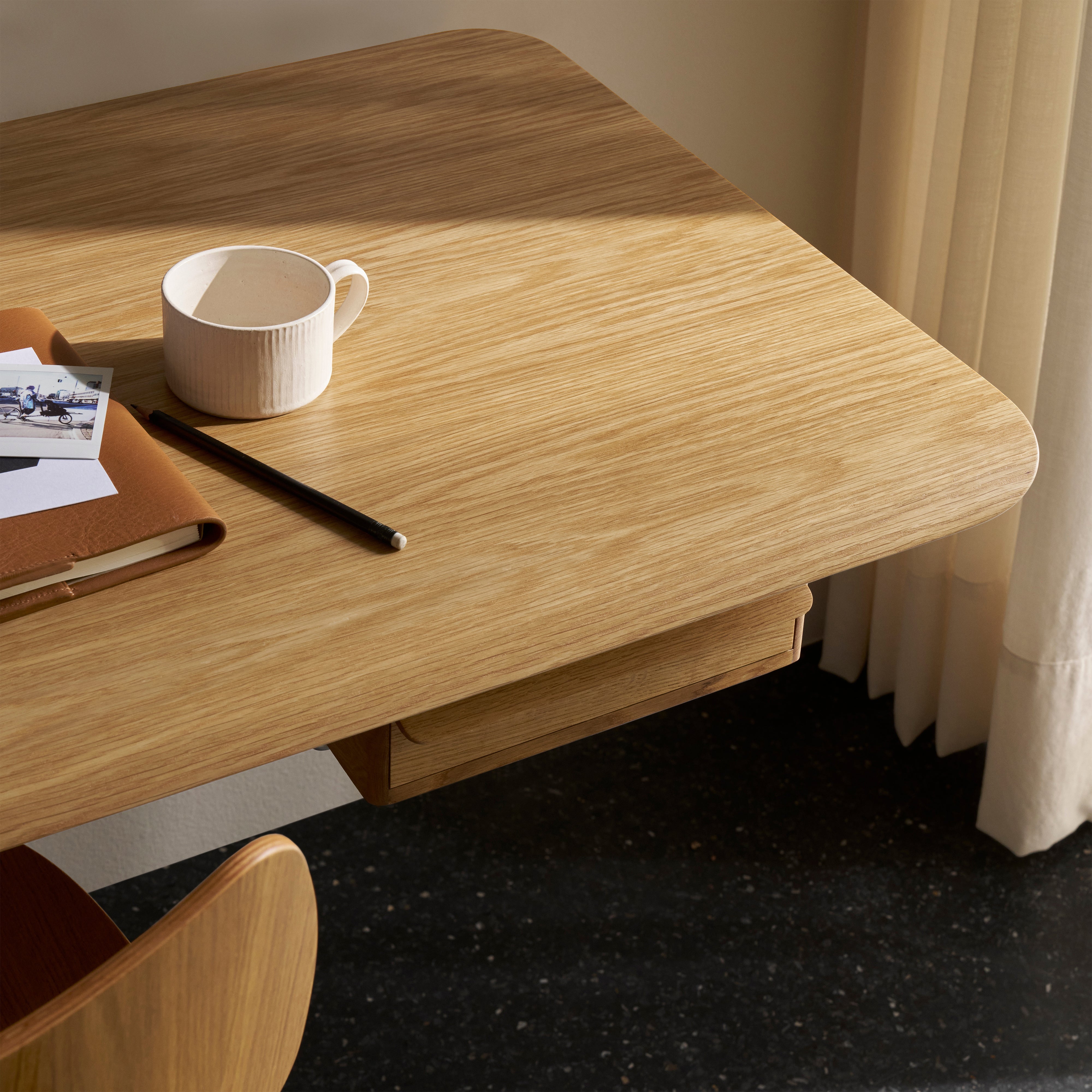 AB019 Wall Desk