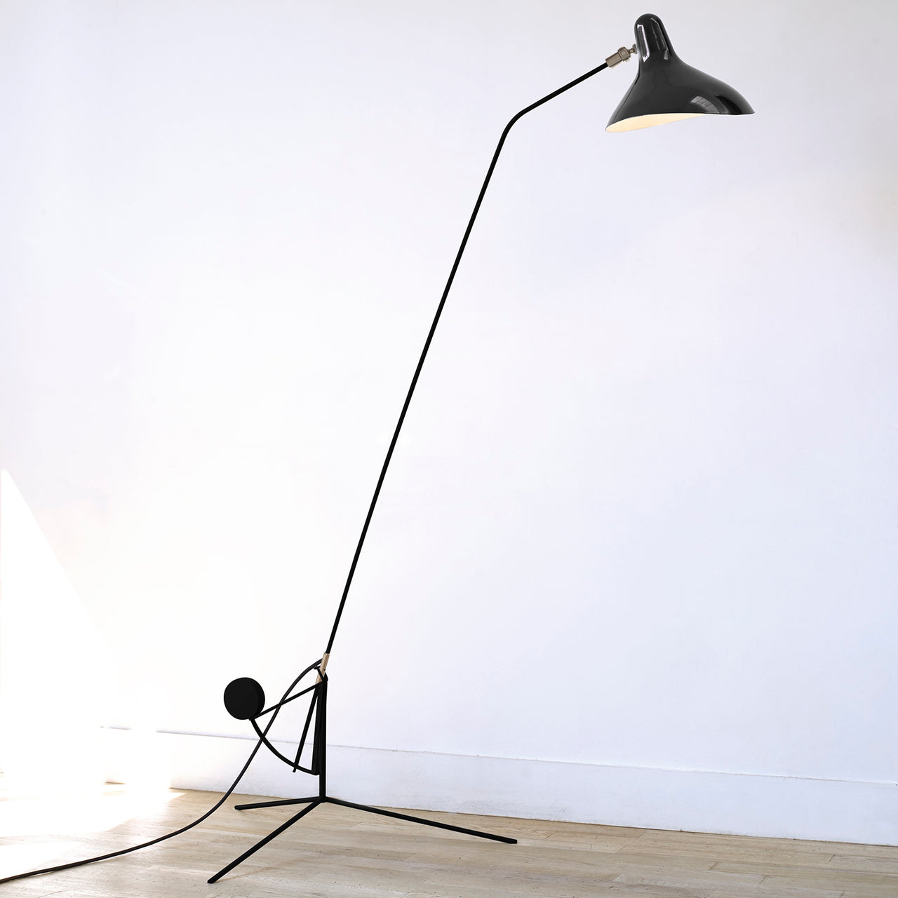 Mantis BS1 Floor Lamp