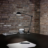 AQ01 Table Lamp Plug-In