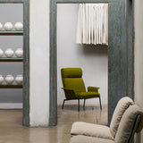 Muno LN17 Highback Arm Lounge Chair