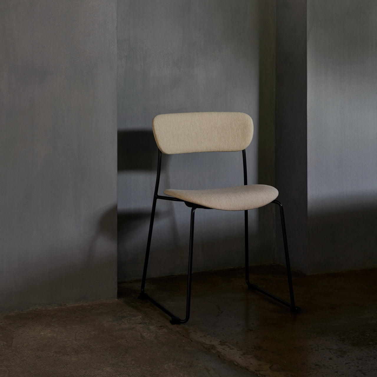 Pavilion AV53 Stacking Side Chair