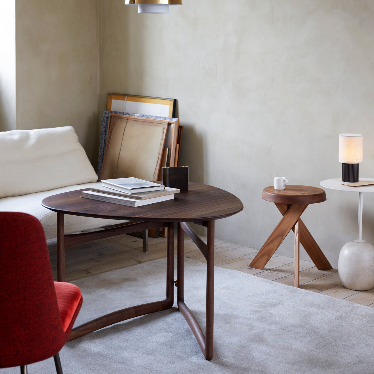 Drop Leaf Lounge Table HM5