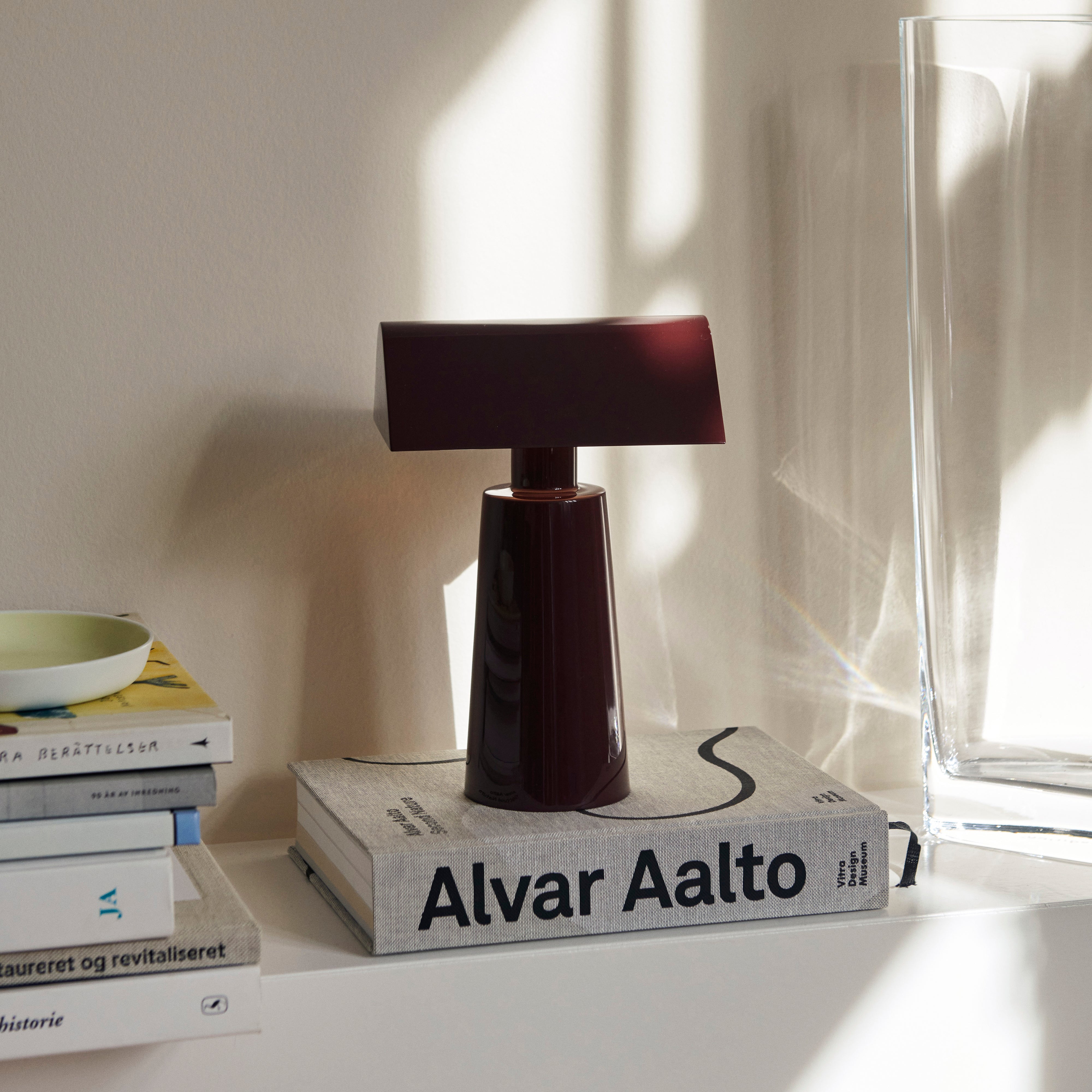 Caret MF1 Portable Table Lamp