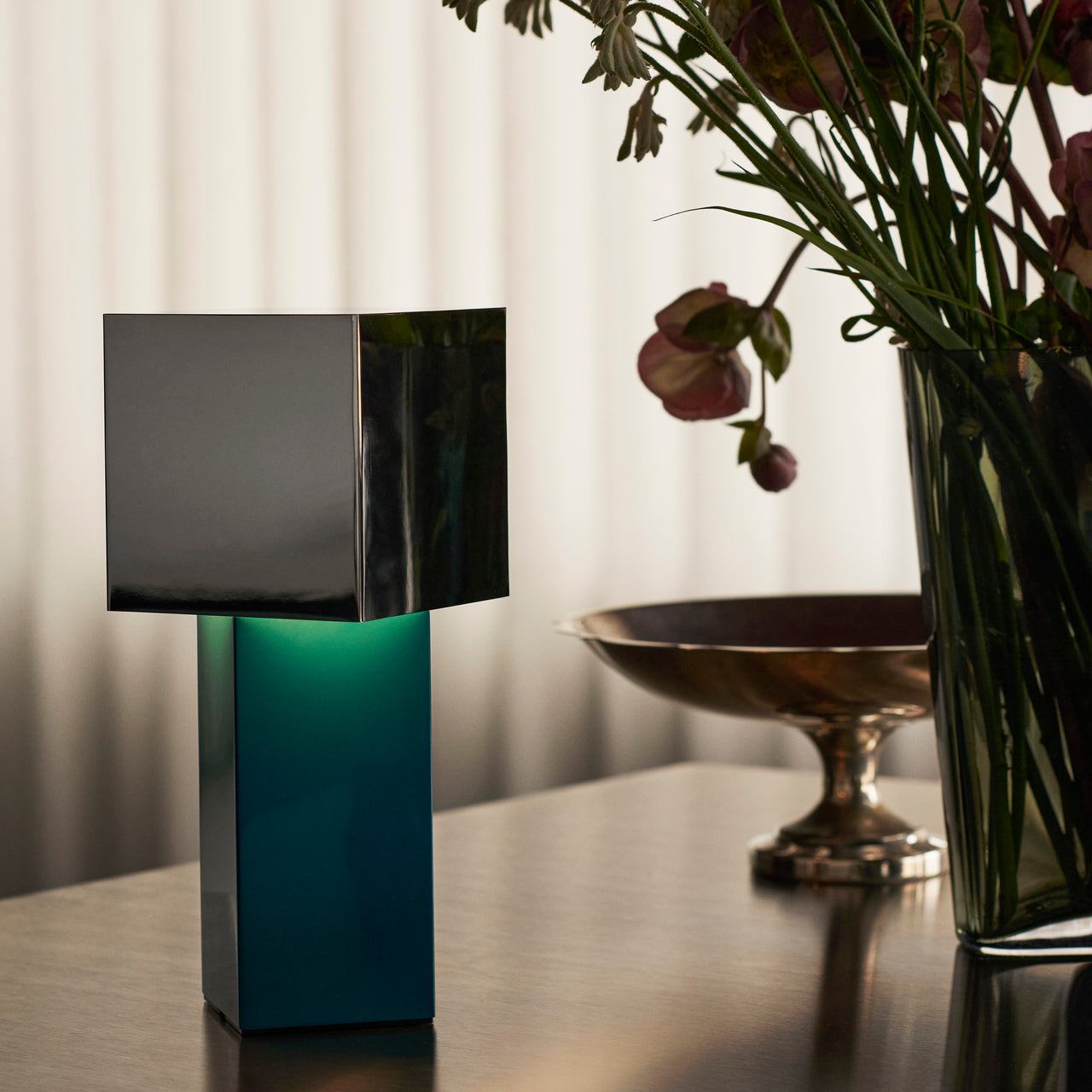 Pivot ATD7 Portable Table Lamp