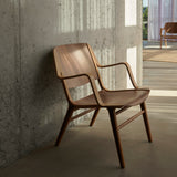 AX Lounge Chair HM11