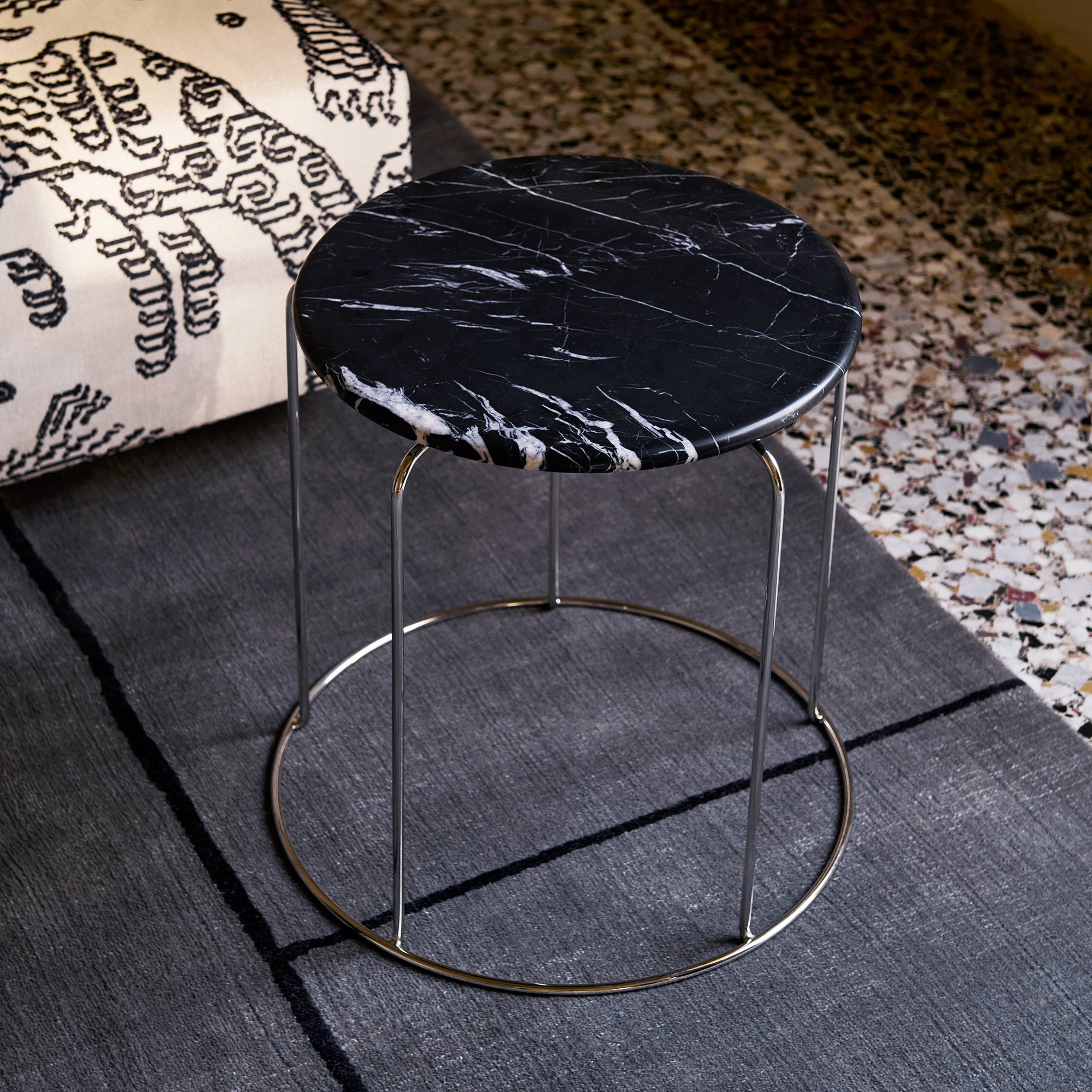 Wire Stool VP11: Marble