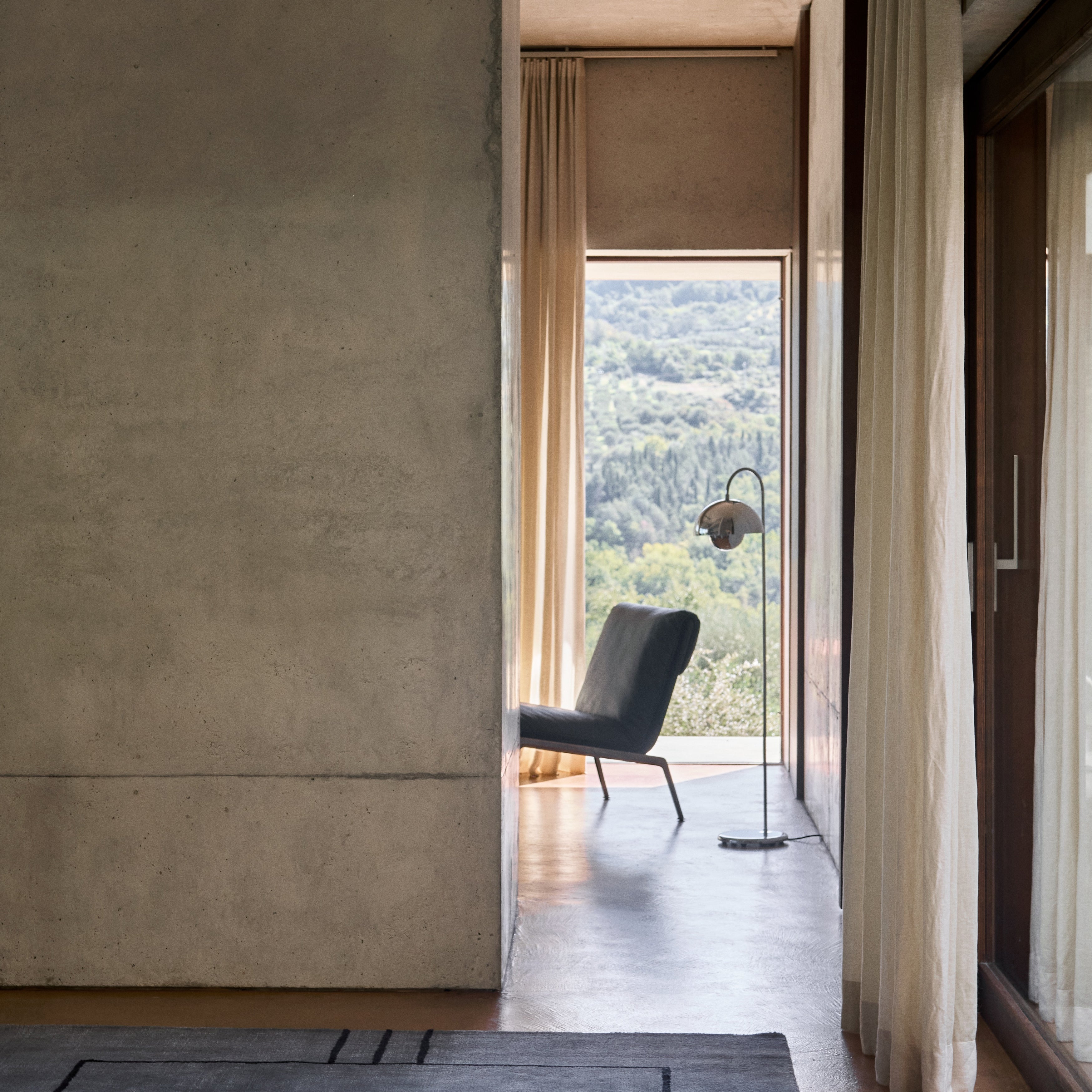 Muno LN18 Lounge Chair