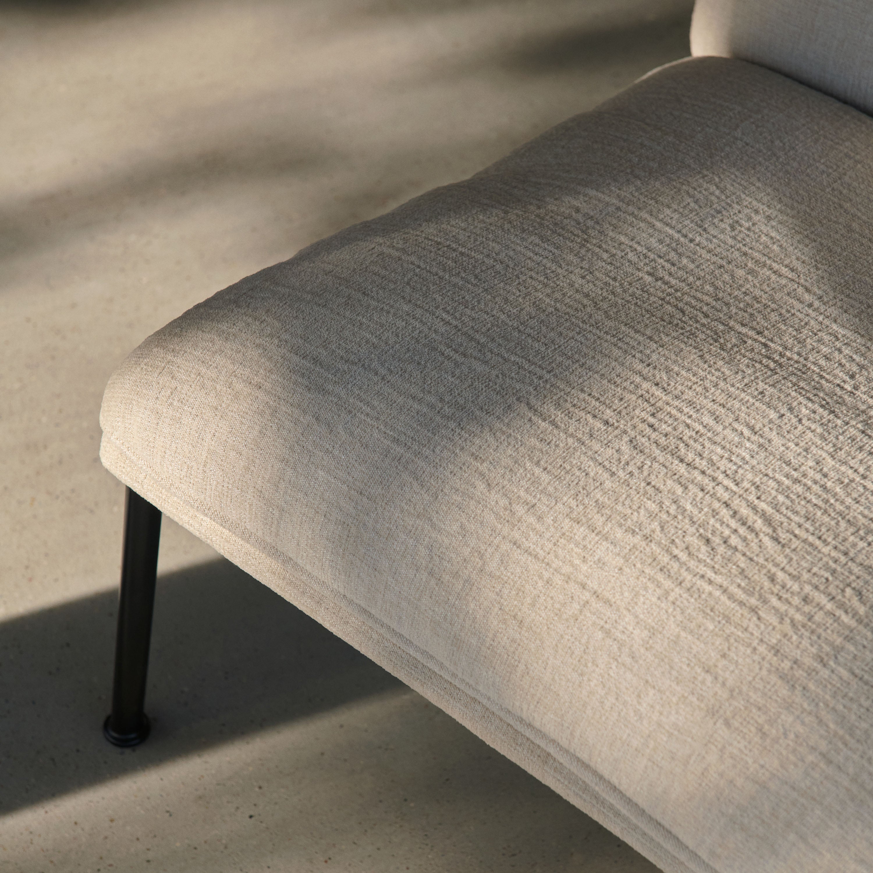 Muno LN16 Highback Lounge Chair