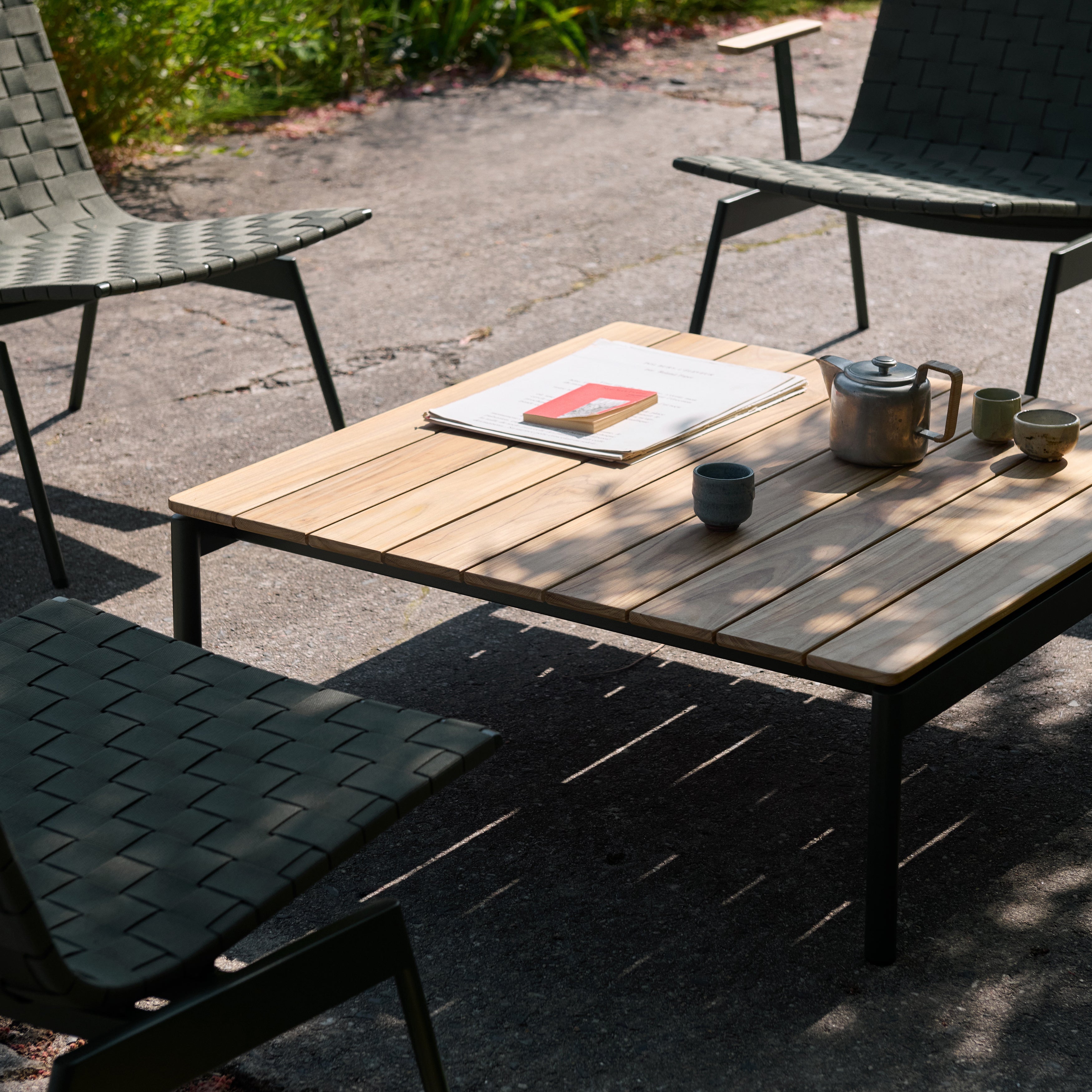 Ville AV50 Outdoor Coffee Table